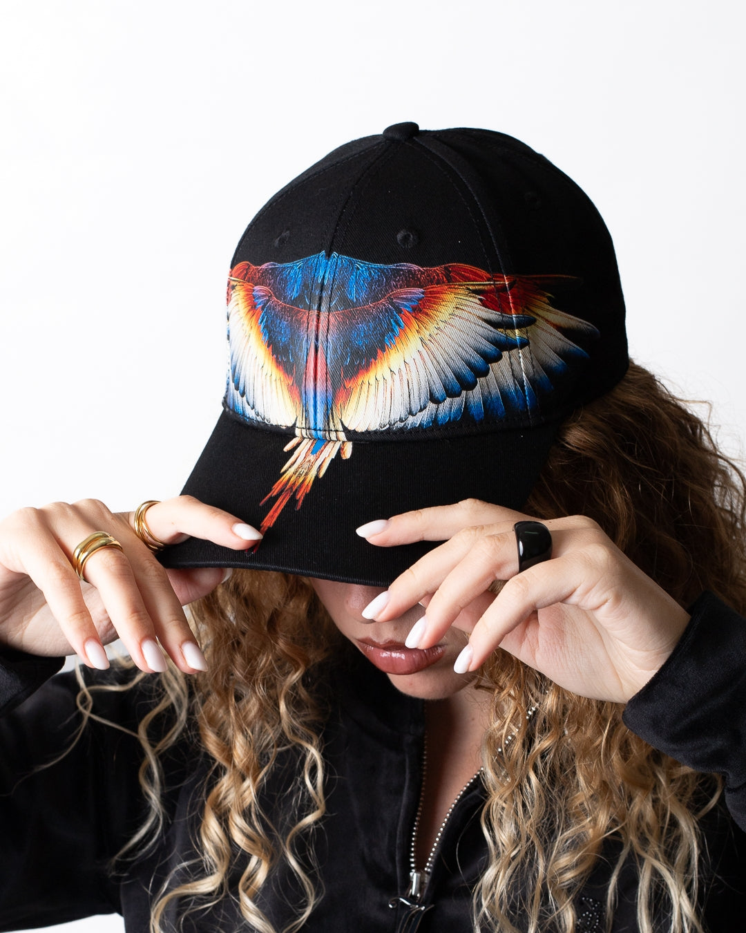 Cappello Marcelo Burlon con visiera "Wings Colorfull Yellow"