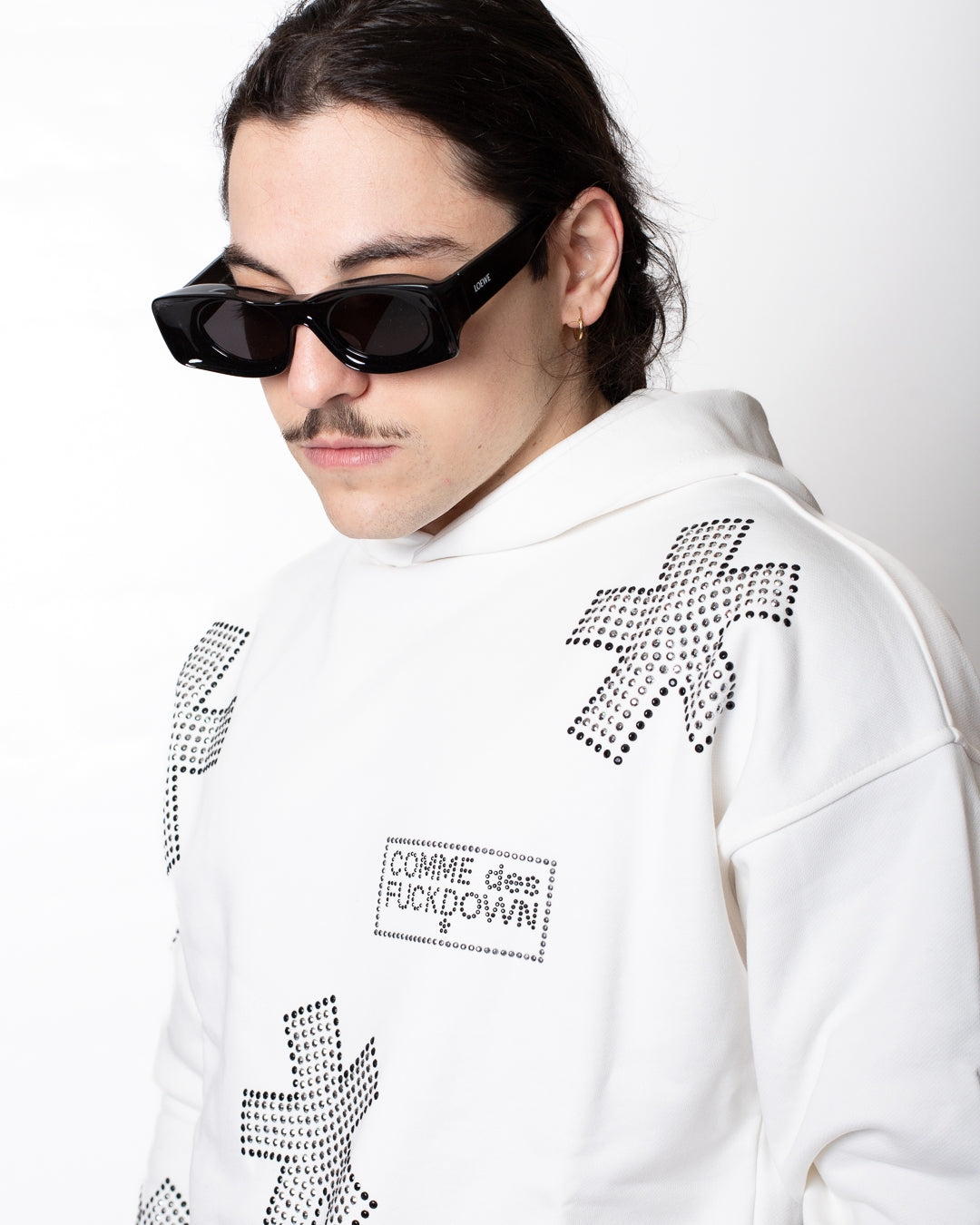 Felpa Comme des Fuckdown con cappuccio e strass all-over uomo