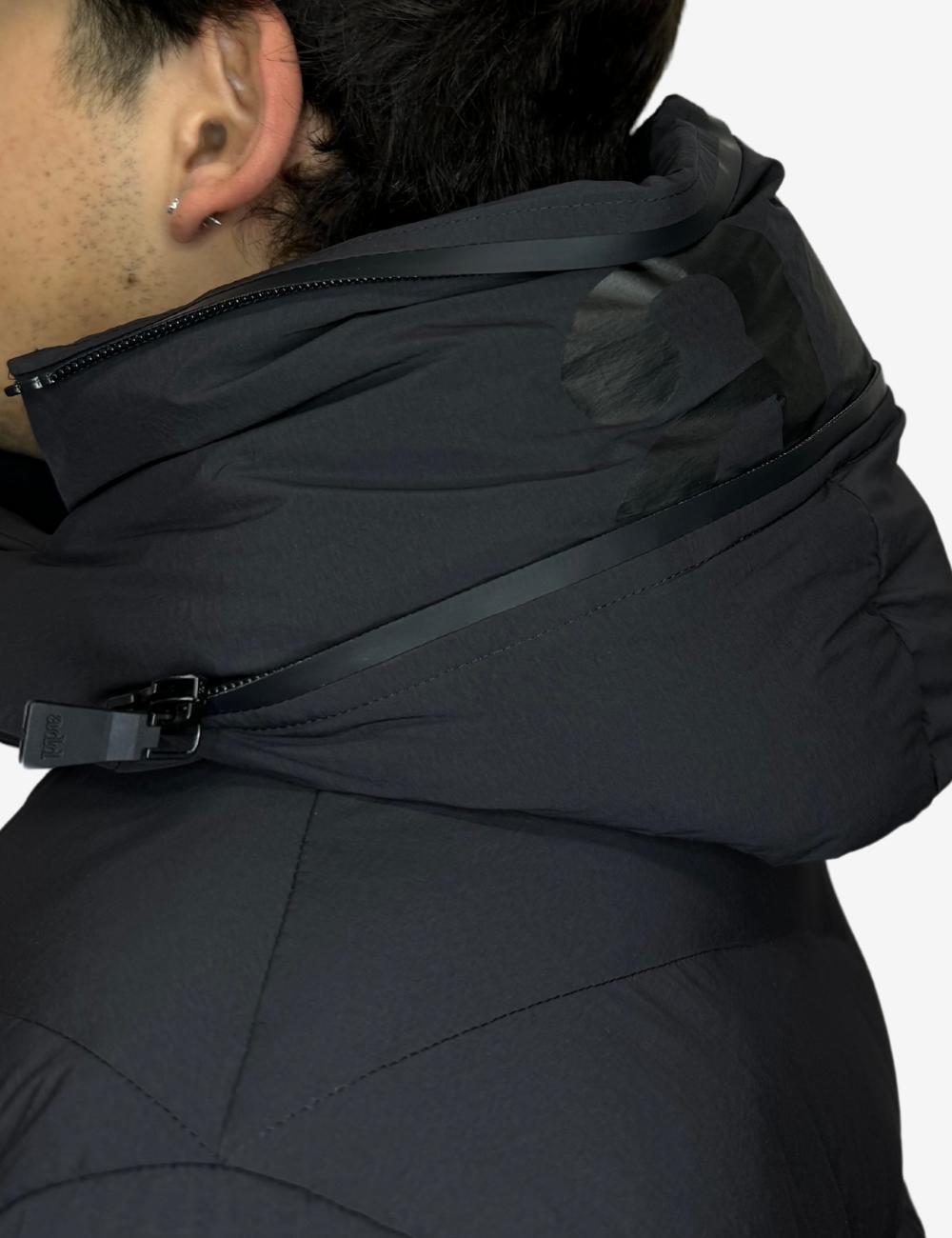 Piumino add trapuntato con cappuccio logato uomo