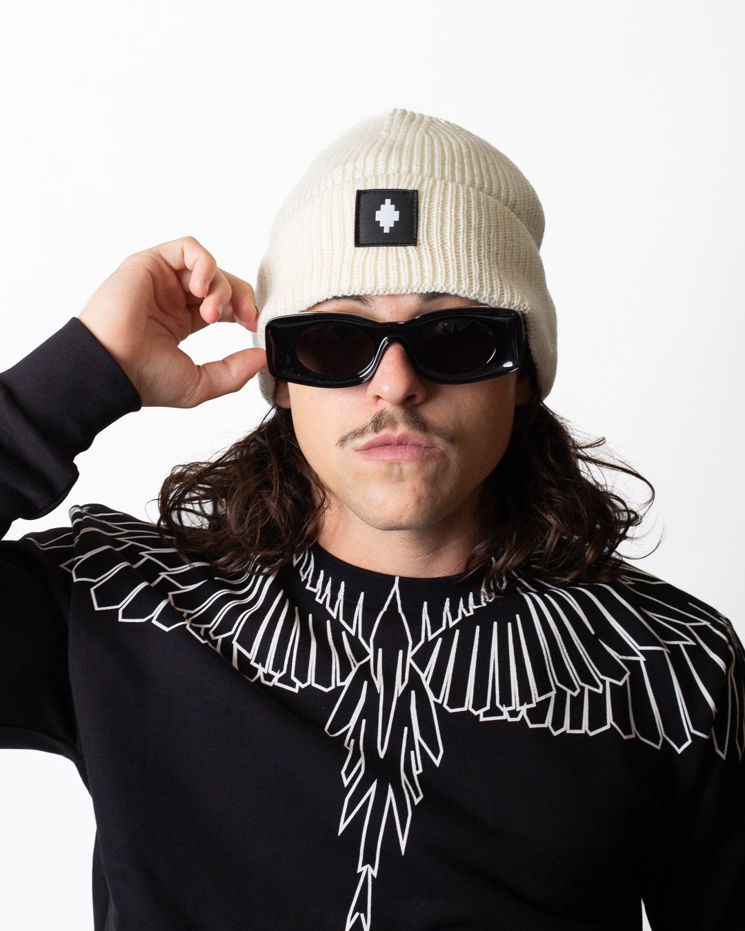 Cappello Marcelo Burlon con patch logata