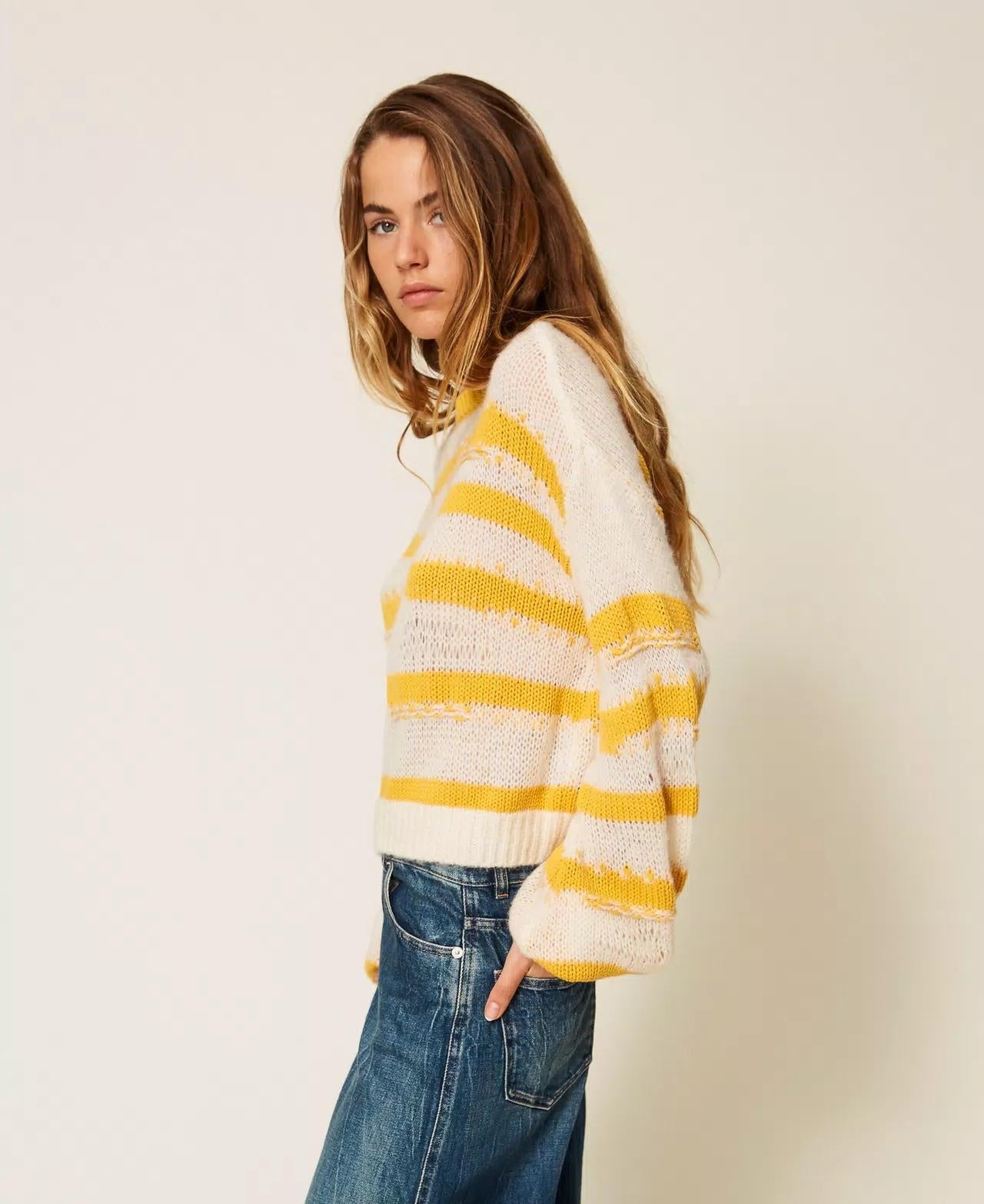 Maglia Twinset Actitude girocollo traforato a strisce donna