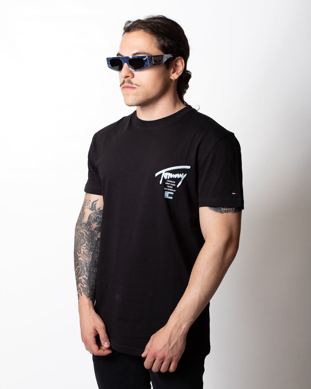 T-Shirt Tommy Jeans con logo signature uomo