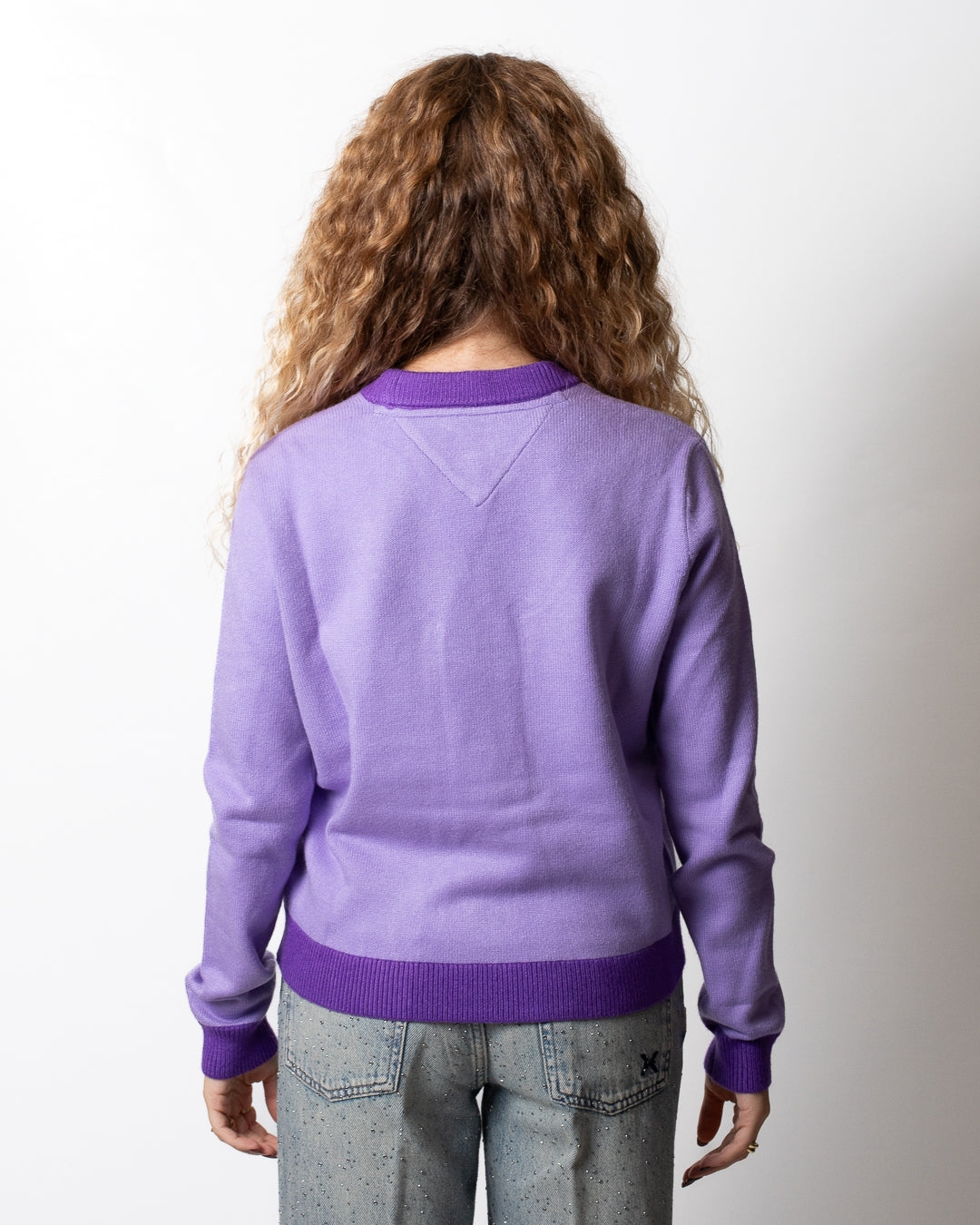 Maglia Tommy Jeans girocollo con logo bandiera donna