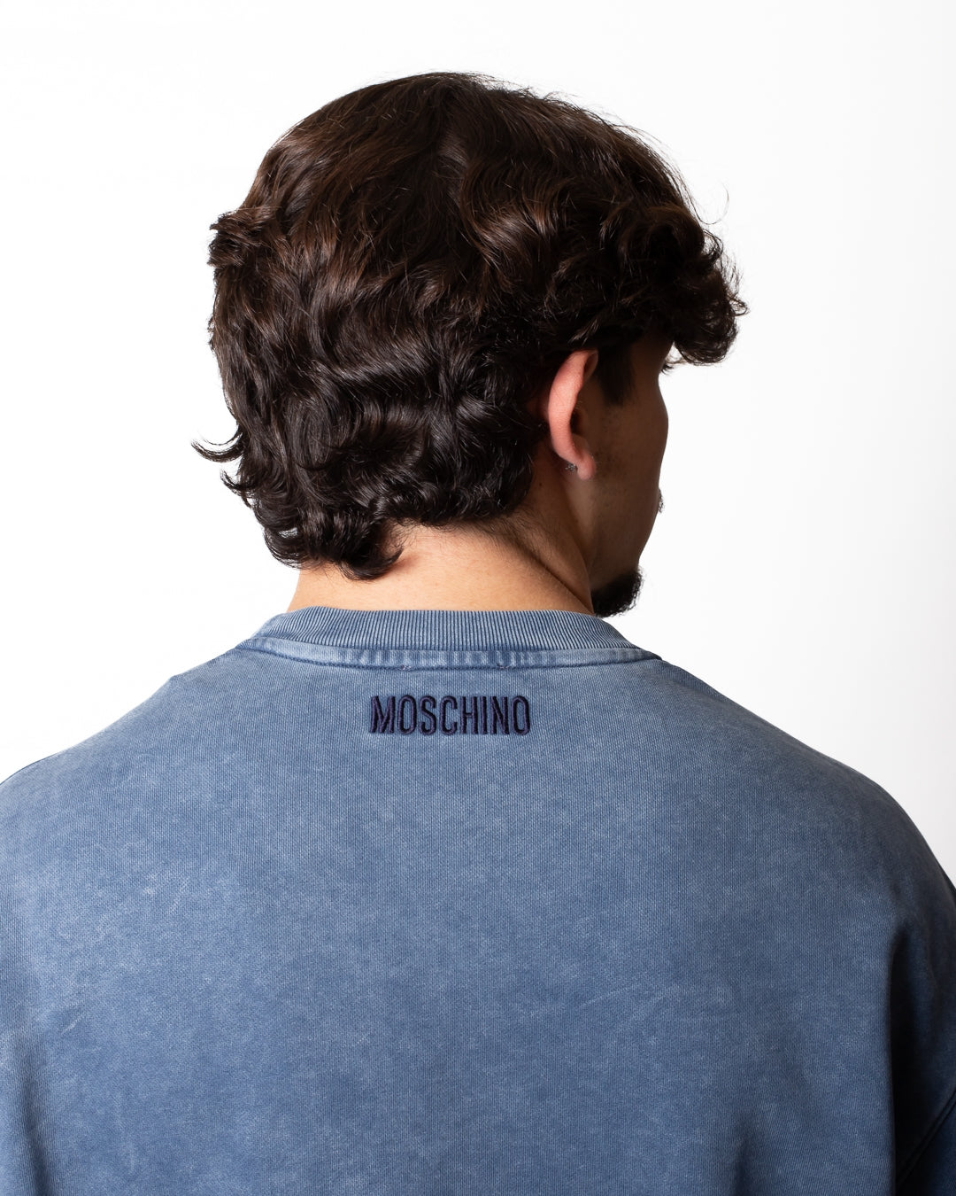 Felpa Moschino "Smiley" girocollo con borchie