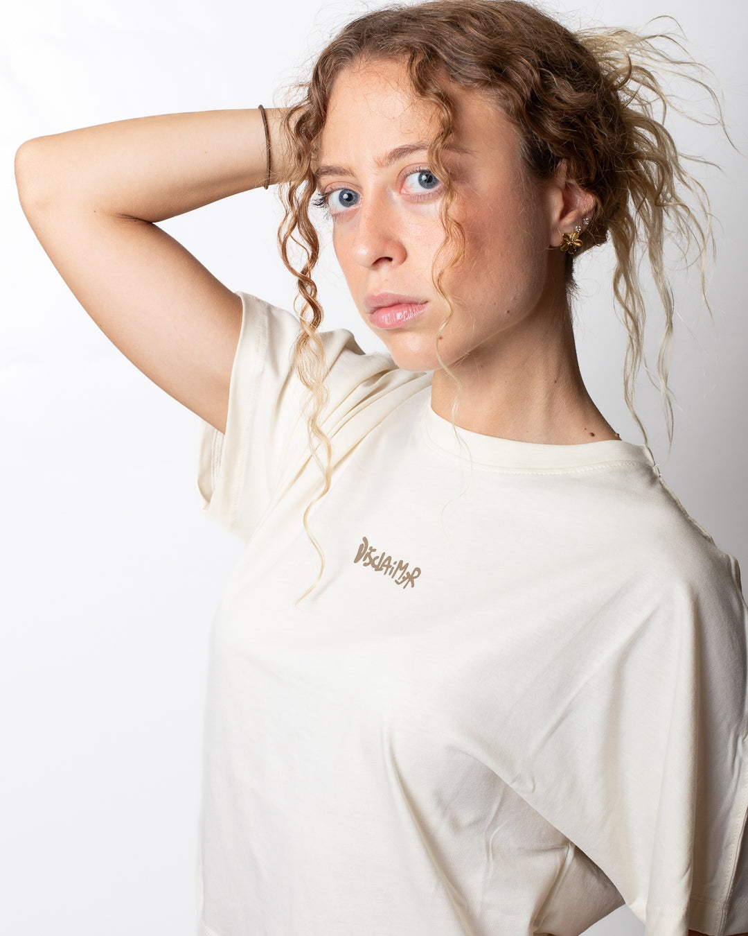 T-Shirt Disclaimer cropped con logo maculato donna