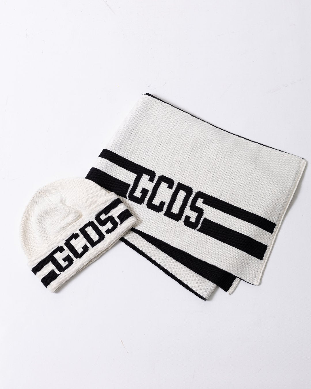 Cappello GCDS in lana con logo frontale