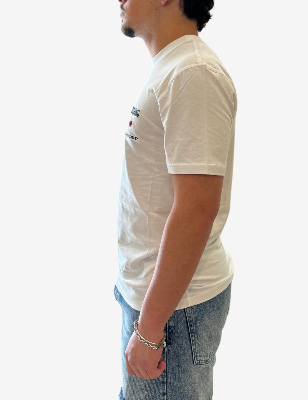 T-Shirt Moschino "In love we trust" con ricamo uomo