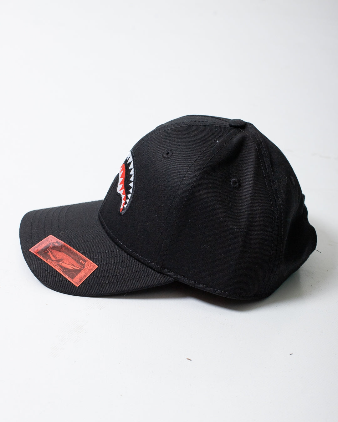 Cappello Sprayground classic con logo ricamato