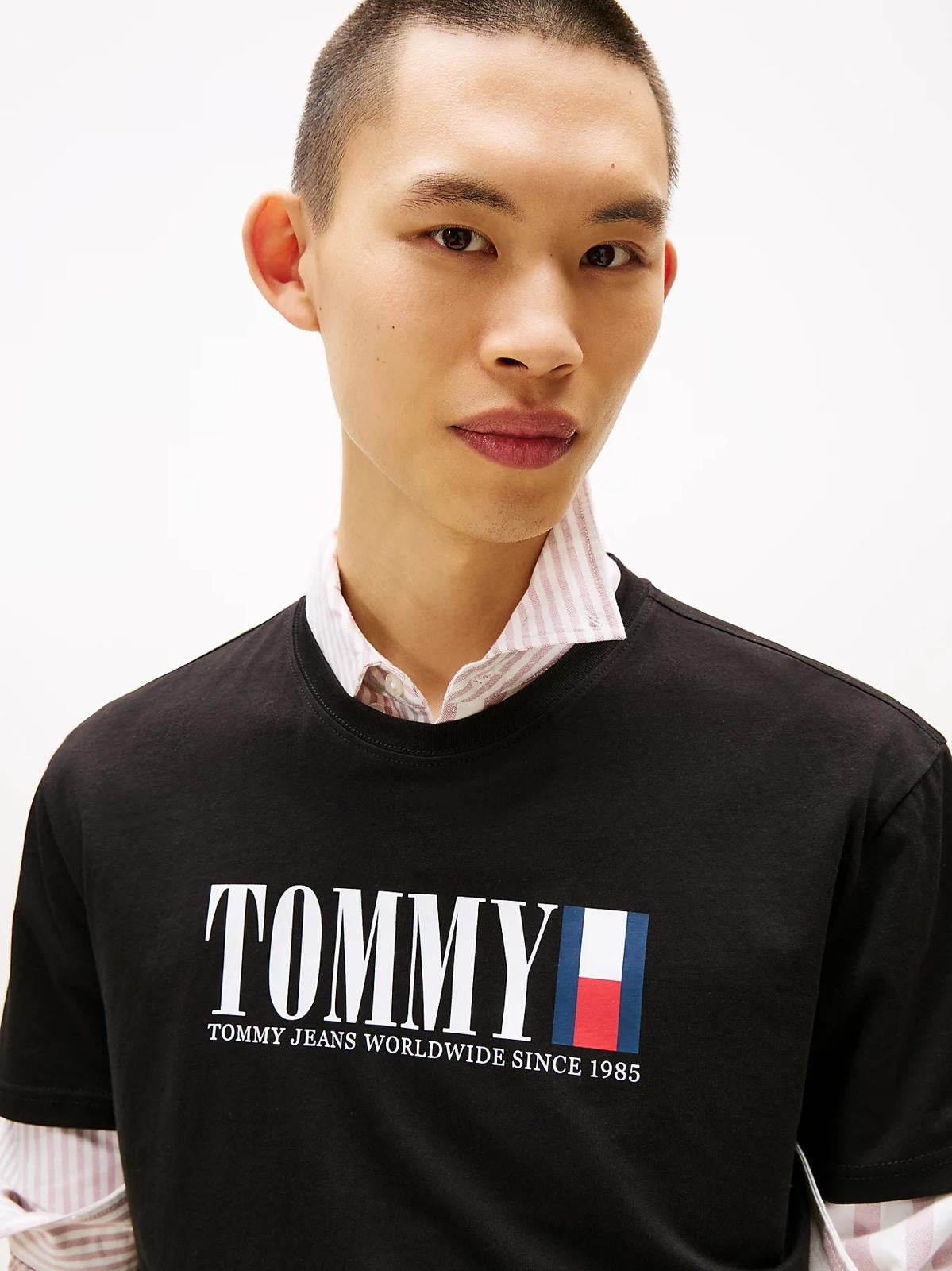 T-Shirt Tommy Jeans con stampa logata uomo