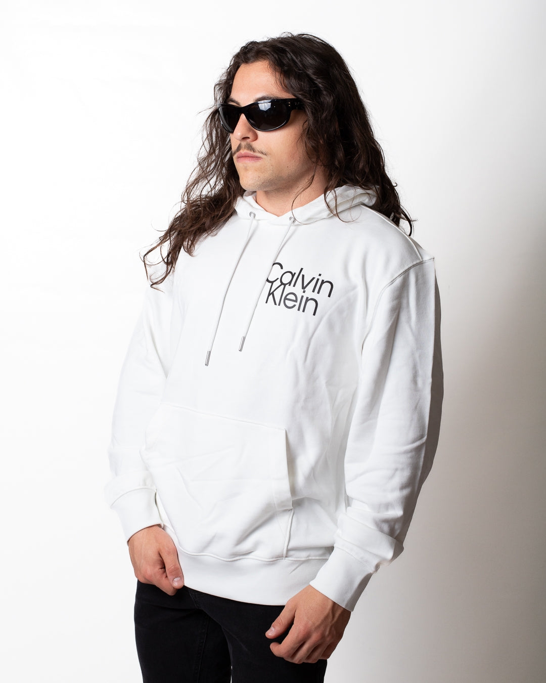 Felpa Calvin Klein con cappuccio e logo a contrasto uomo