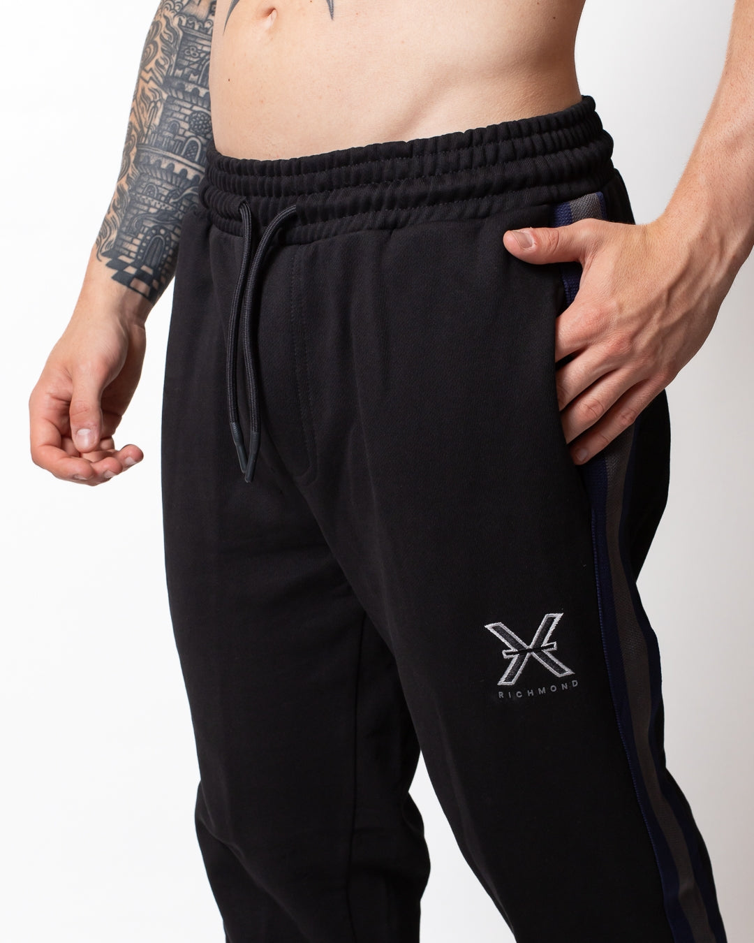 Pantalone Richmond X in felpa con bande a contrasto uomo