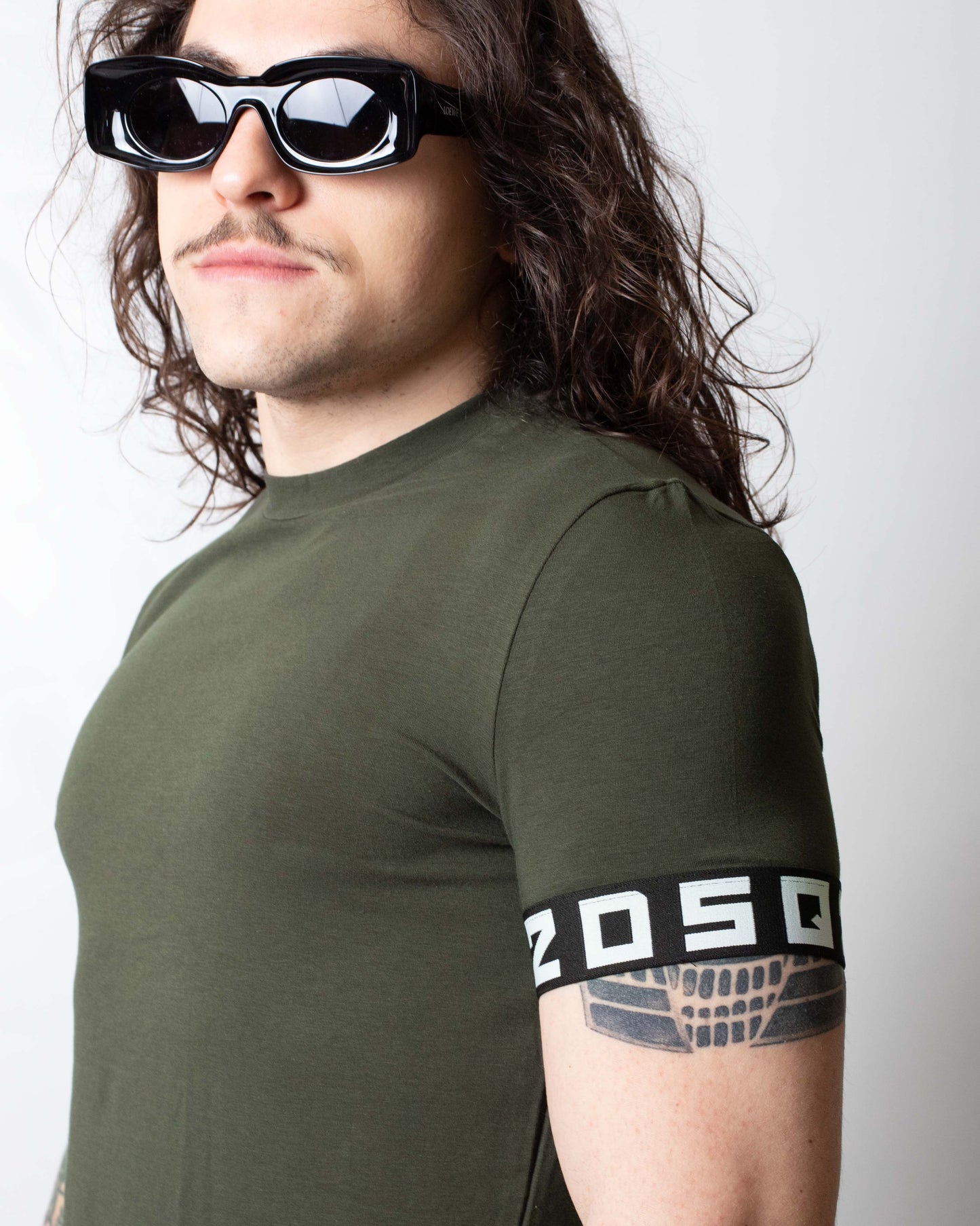 T-Shirt Dsquared2 con etichetta e fascia jacquard uomo
