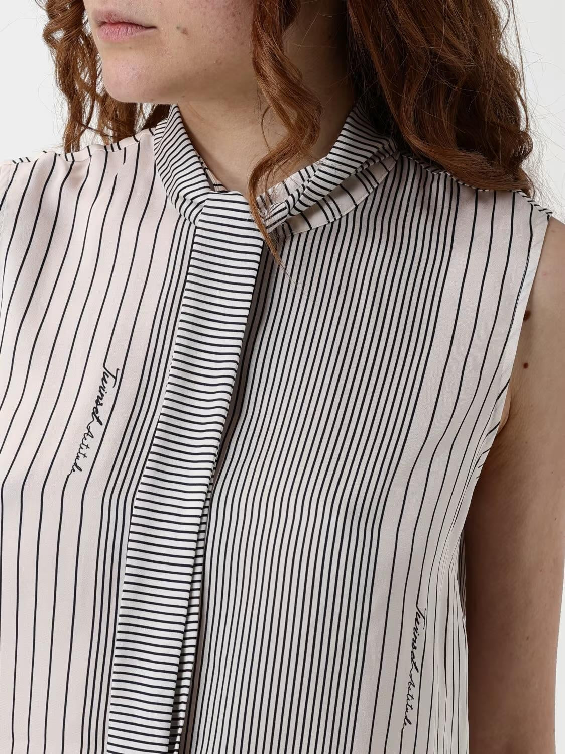 Top Twinset Actitude a strisce con logo