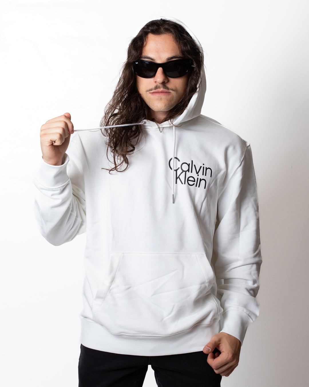 Felpa Calvin Klein con cappuccio e logo a contrasto uomo