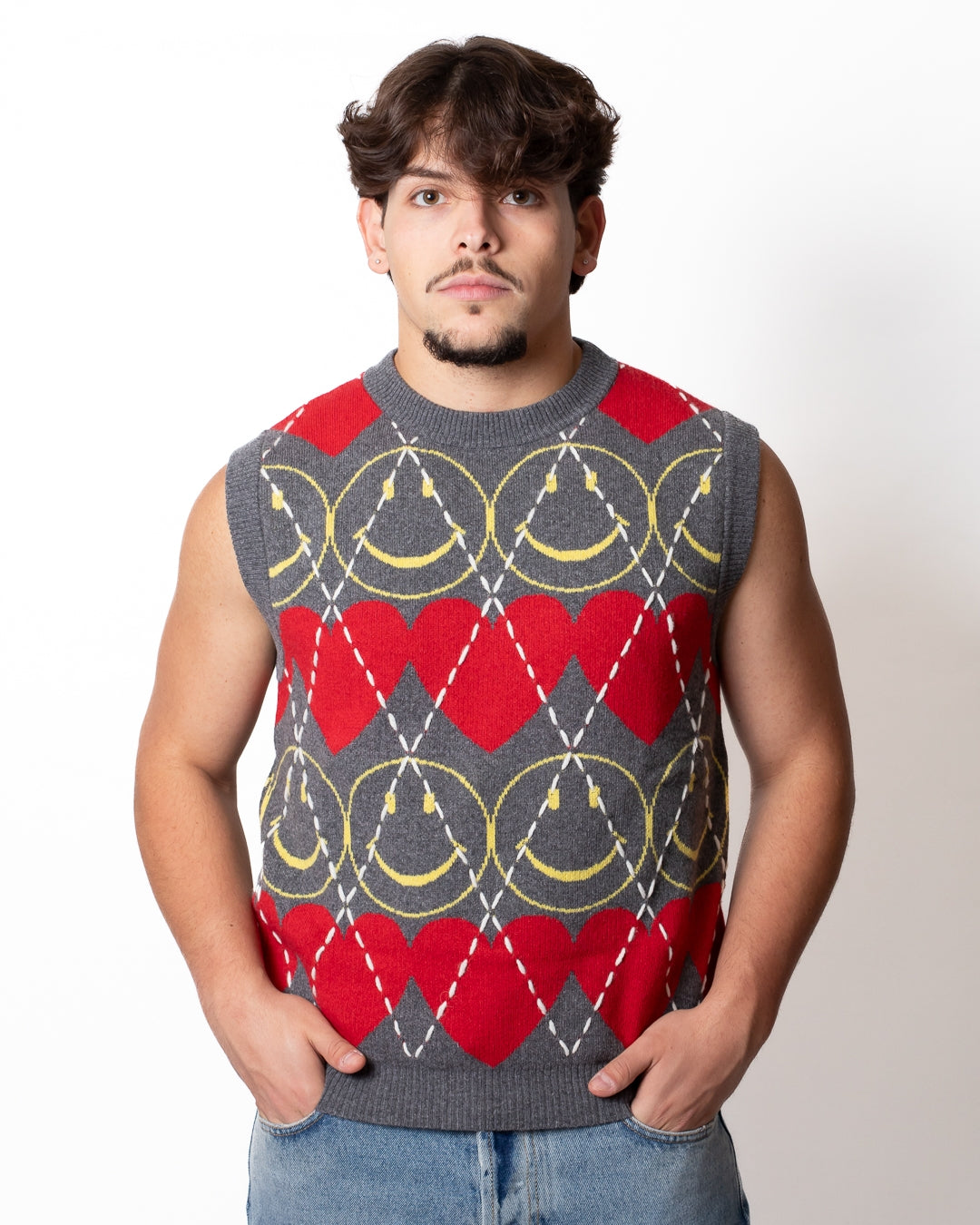 Gilet Moschino "Smiley Capsule" girocollo con ricami all-over