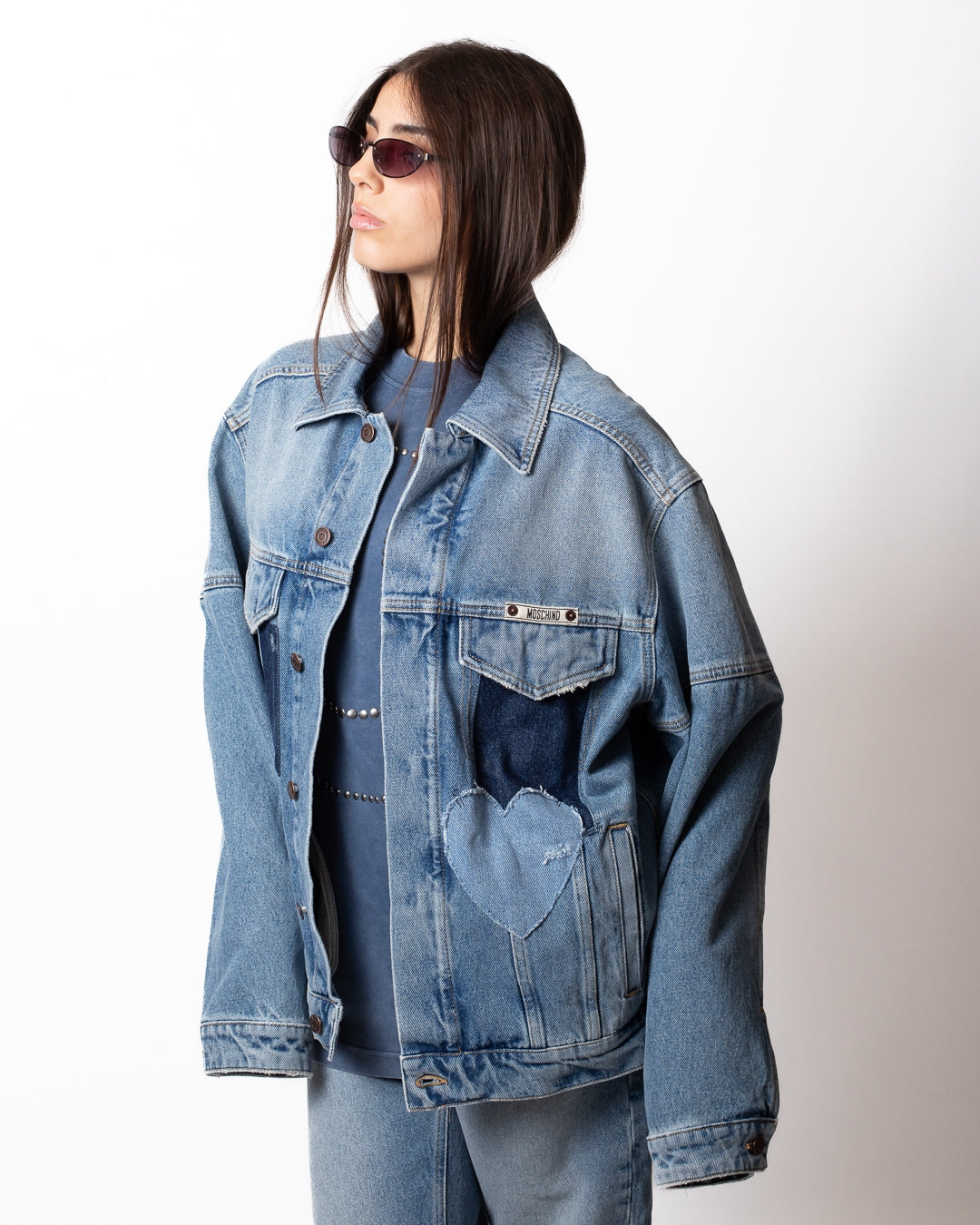 Giubbotto Moschino in denim con patch