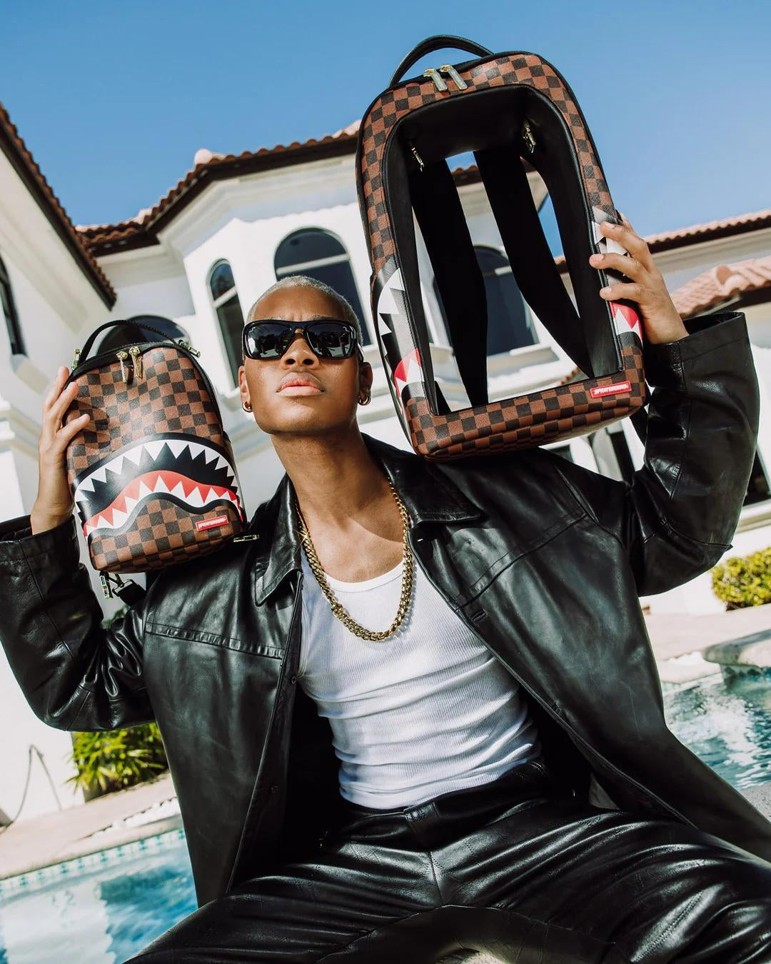 Zaino Sprayground marrone Sharks in a hole in paris dlxsv backpack