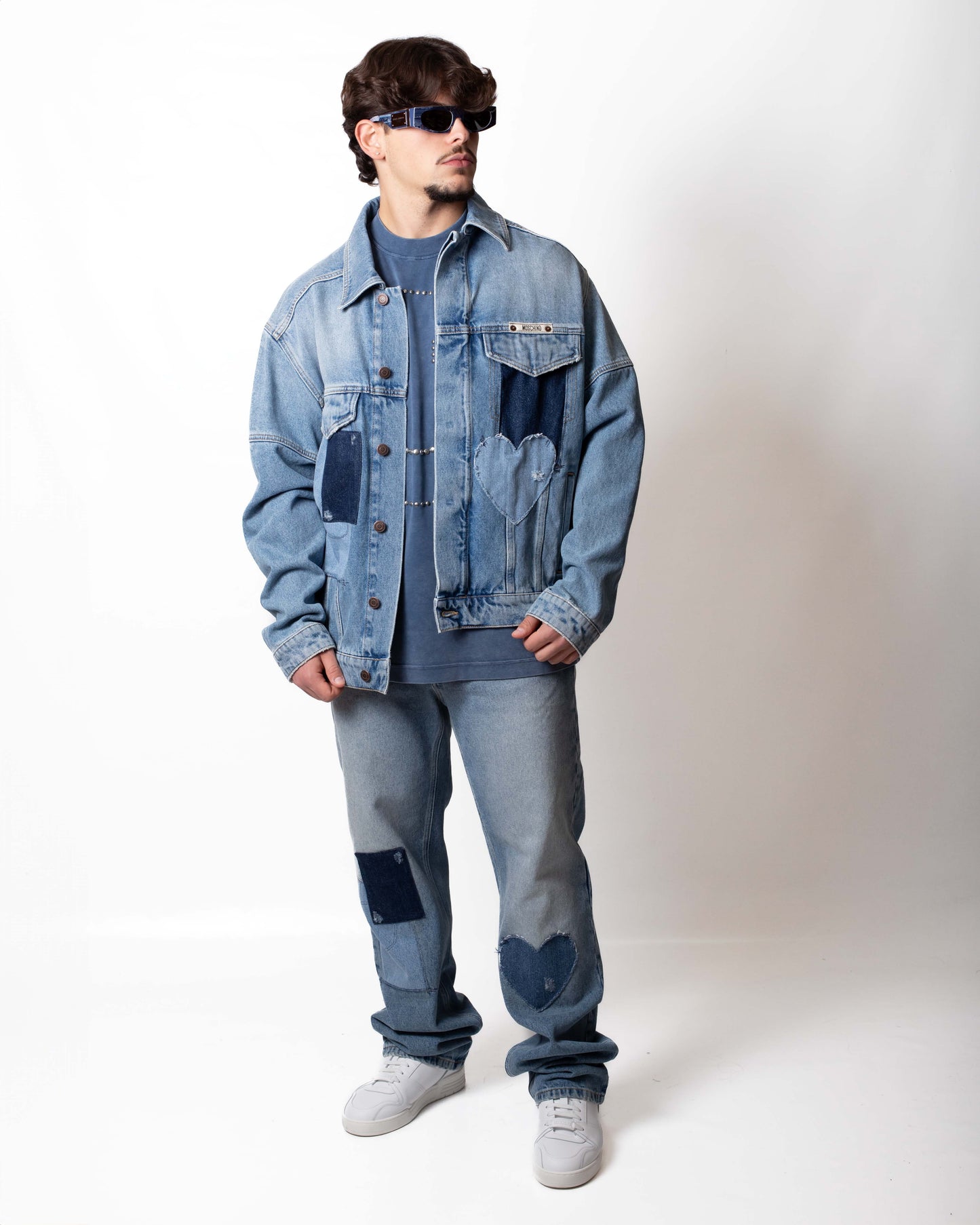 Giubbotto Moschino in denim con patch