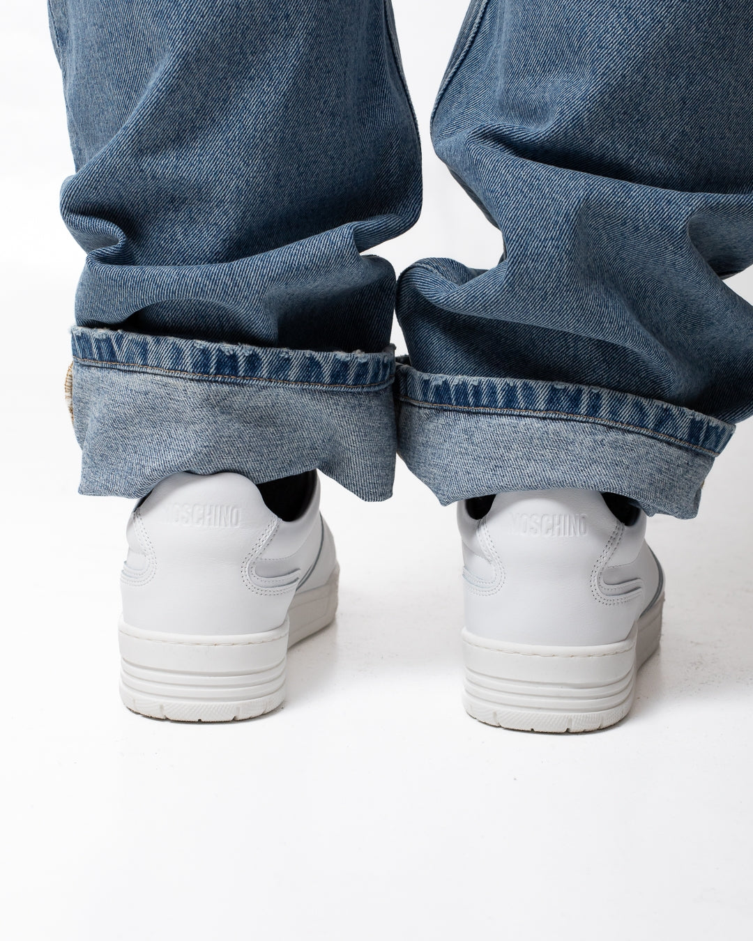 Sneakers Moschino in vera pelle classic design uomo