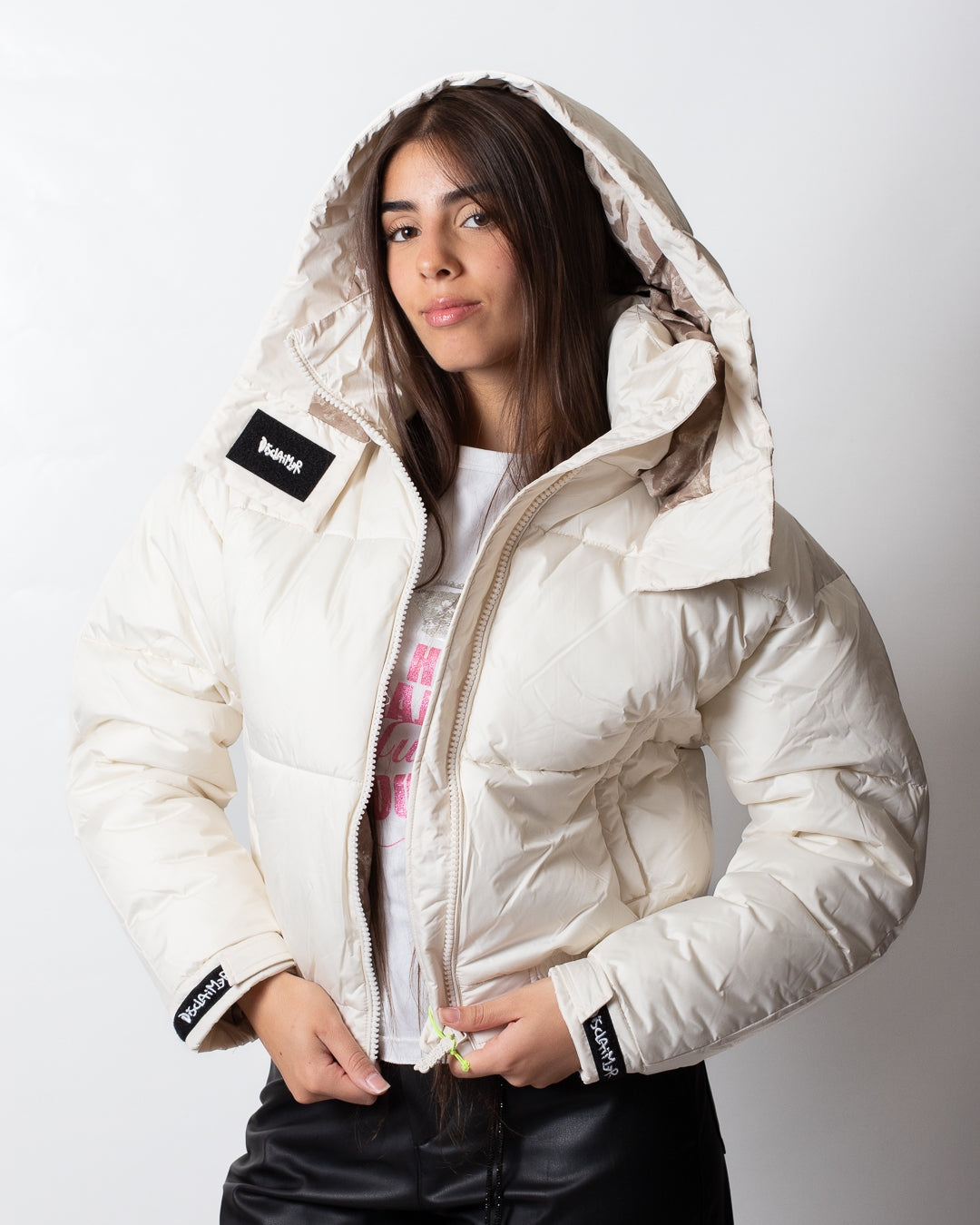 Piumino Disclaimer puffer con dettagli maculati donna