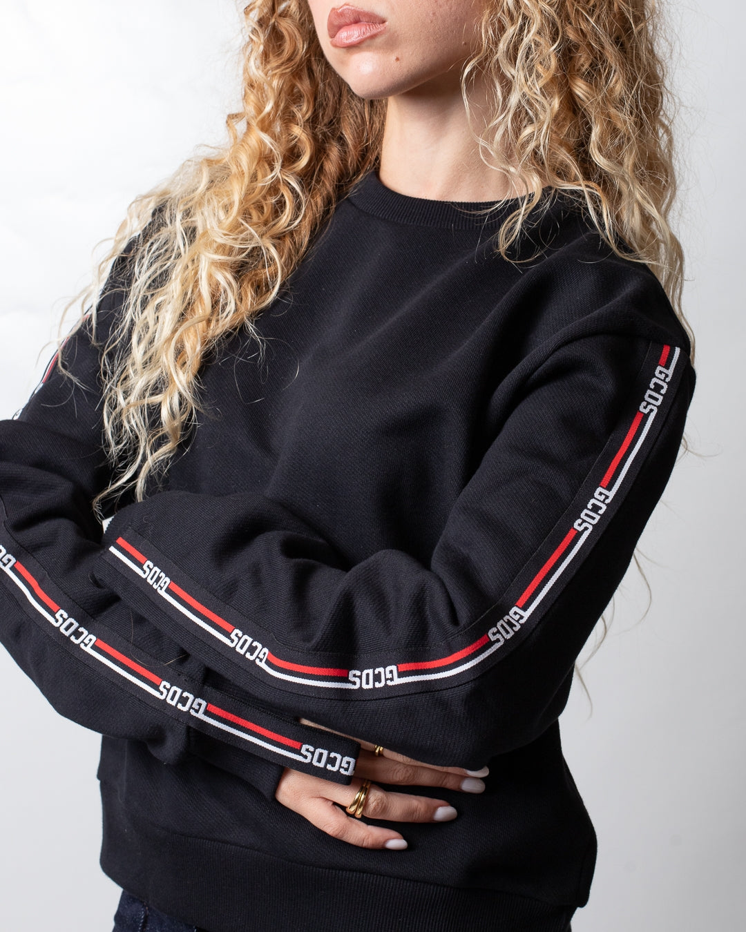 Felpa GCDS girocollo in piquet logo tape donna