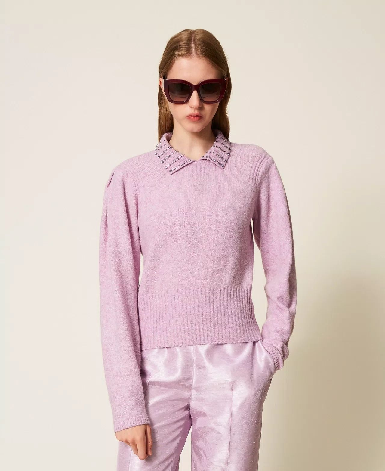 Maglia Twinset Actitude con colletto e gioielli donna