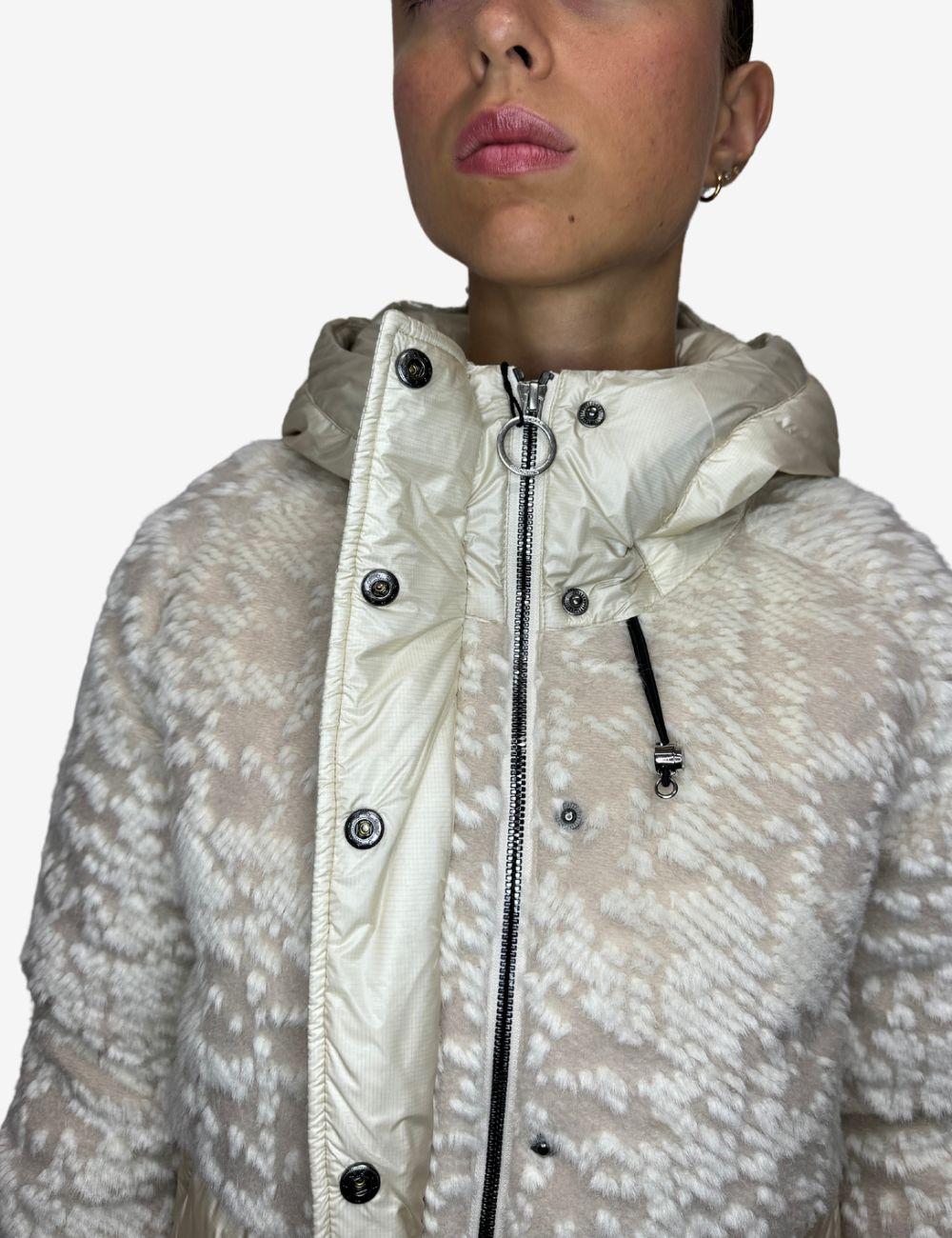 Piumino Colmar jacquard con cappuccio donna