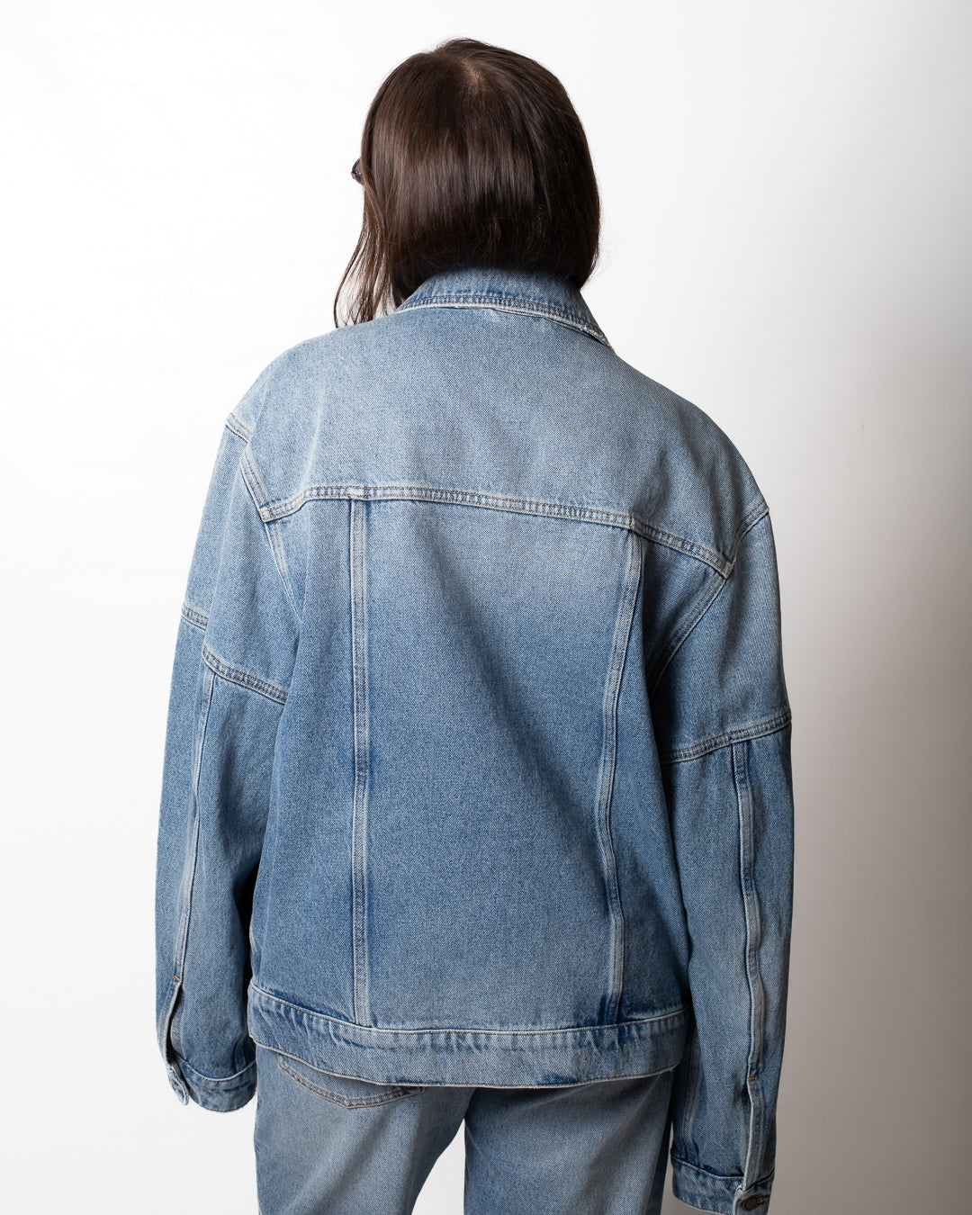 Giubbotto Moschino in denim con patch
