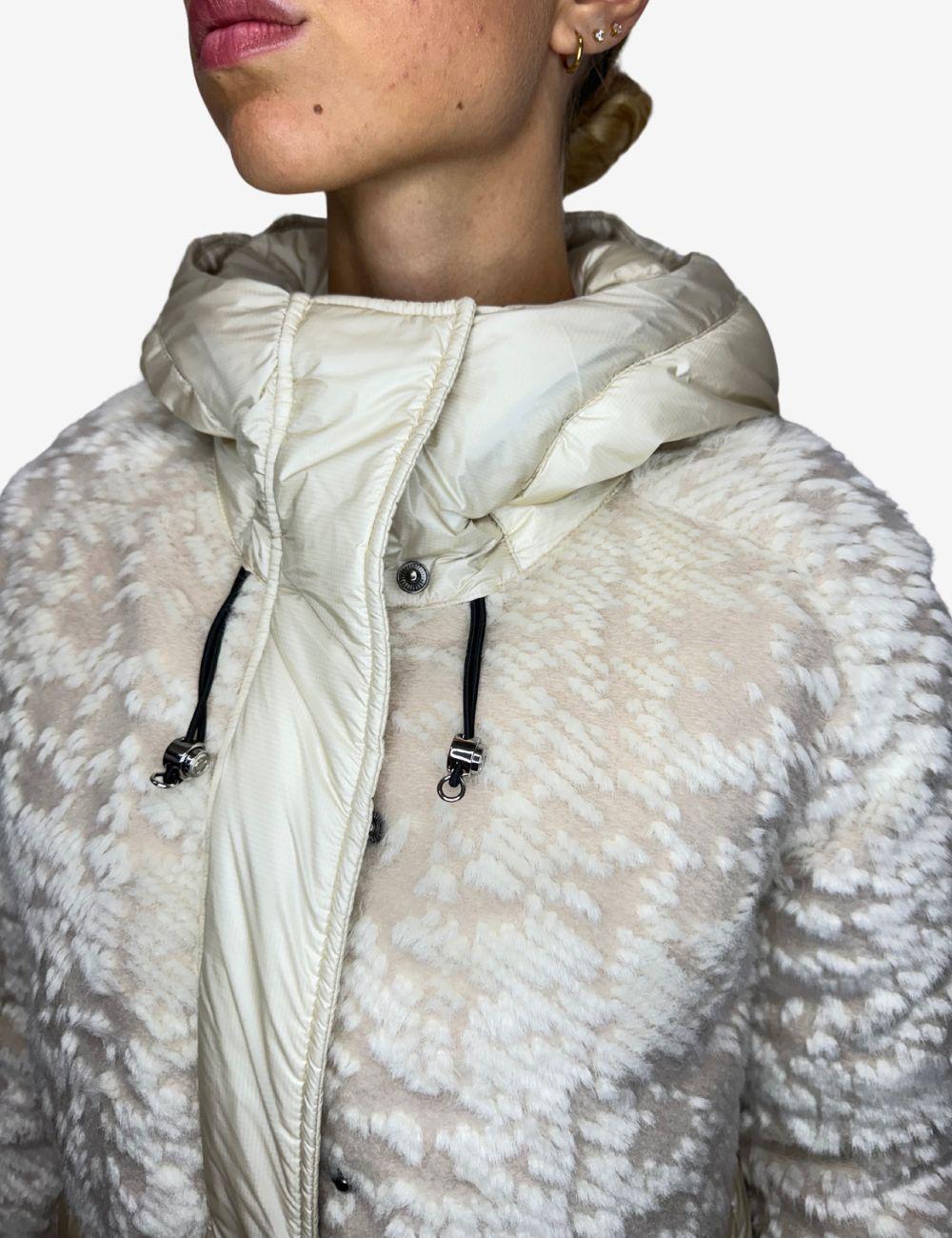 Piumino Colmar jacquard con cappuccio donna