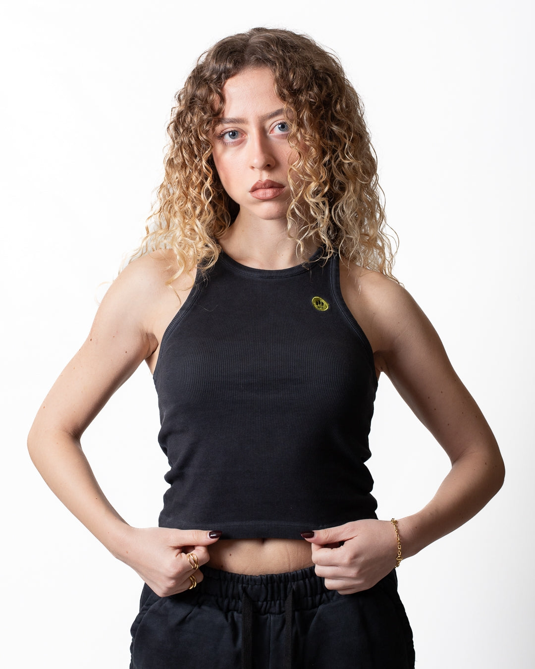 Top Barrow in costina con smile ricamato donna