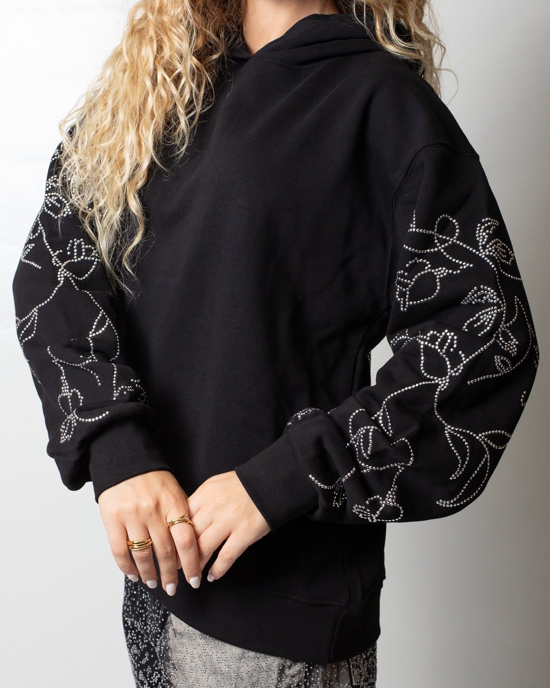 Felpa Disclaimer con cappuccio e borchie donna