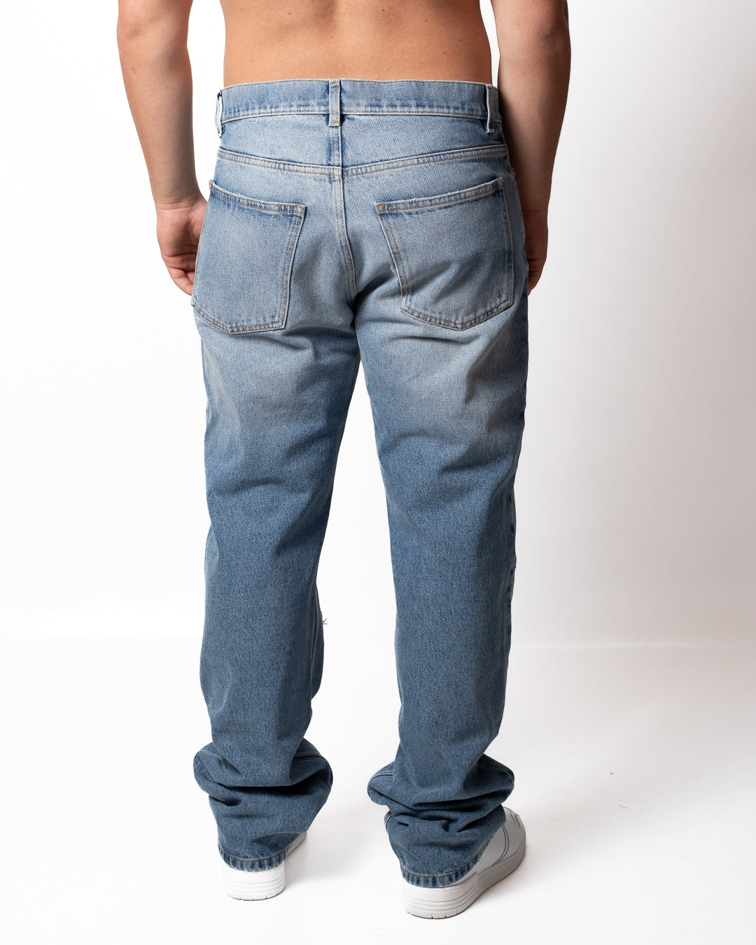 Jeans Moschino straight con patch