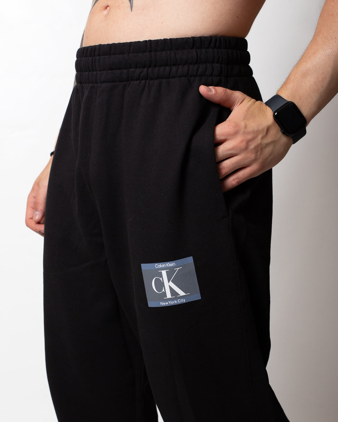 Pantalone Calvin Klein in felpa con stampa logata uomo