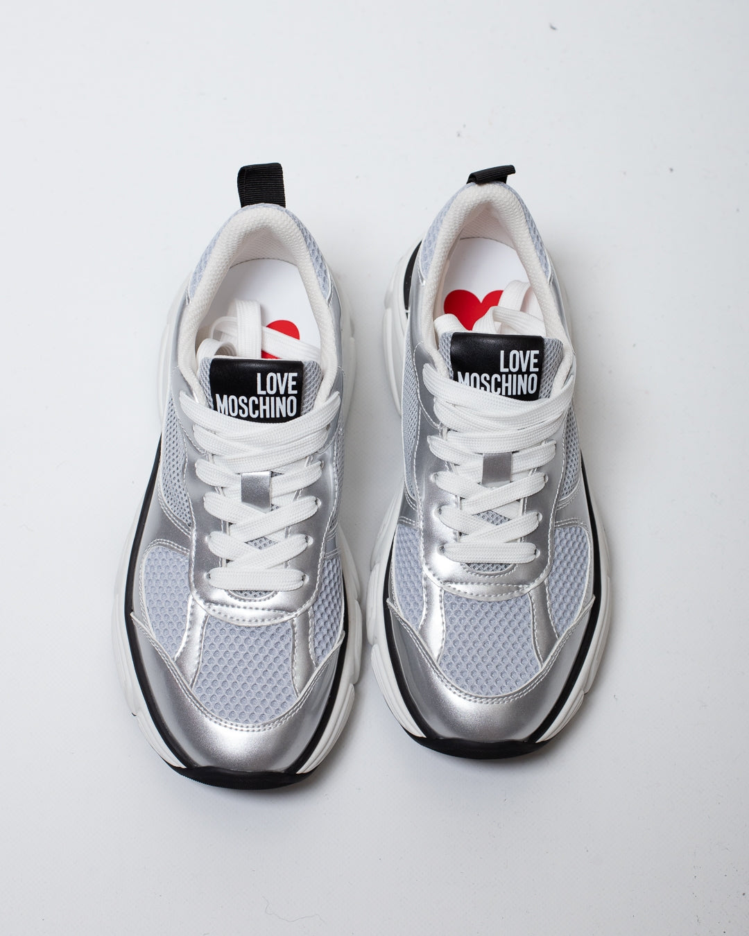 Sneakers Love Moschino in rete con dettagli lucidi donna