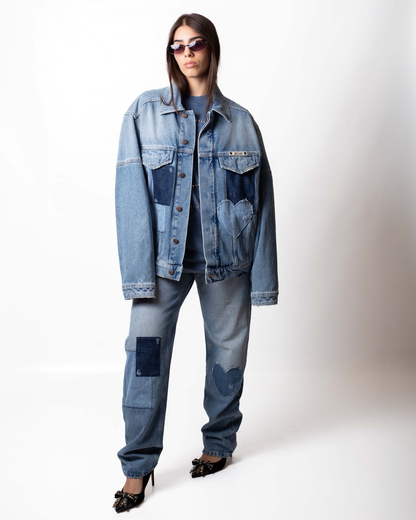 Giubbotto Moschino in denim con patch