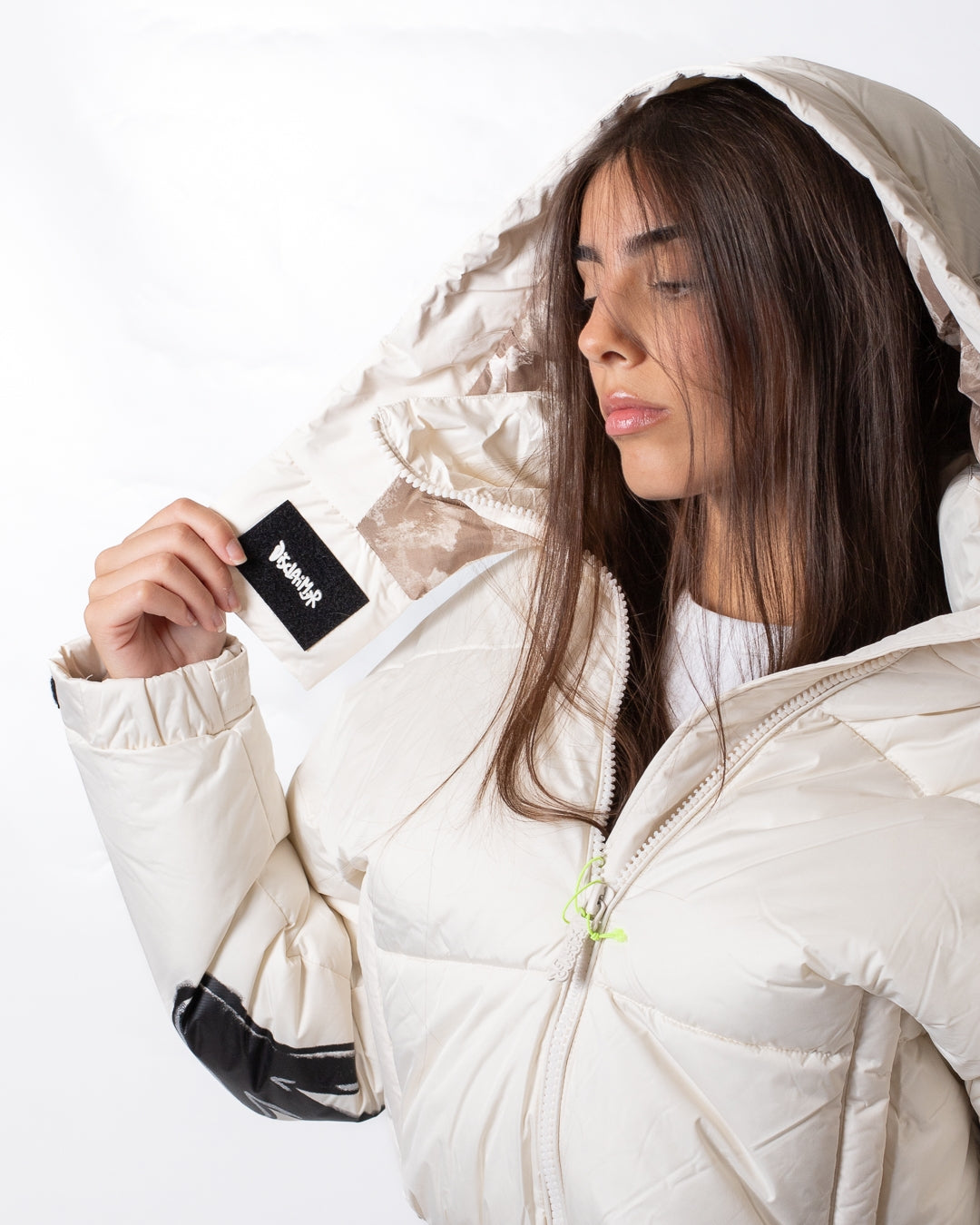 Piumino Disclaimer puffer con dettagli maculati donna