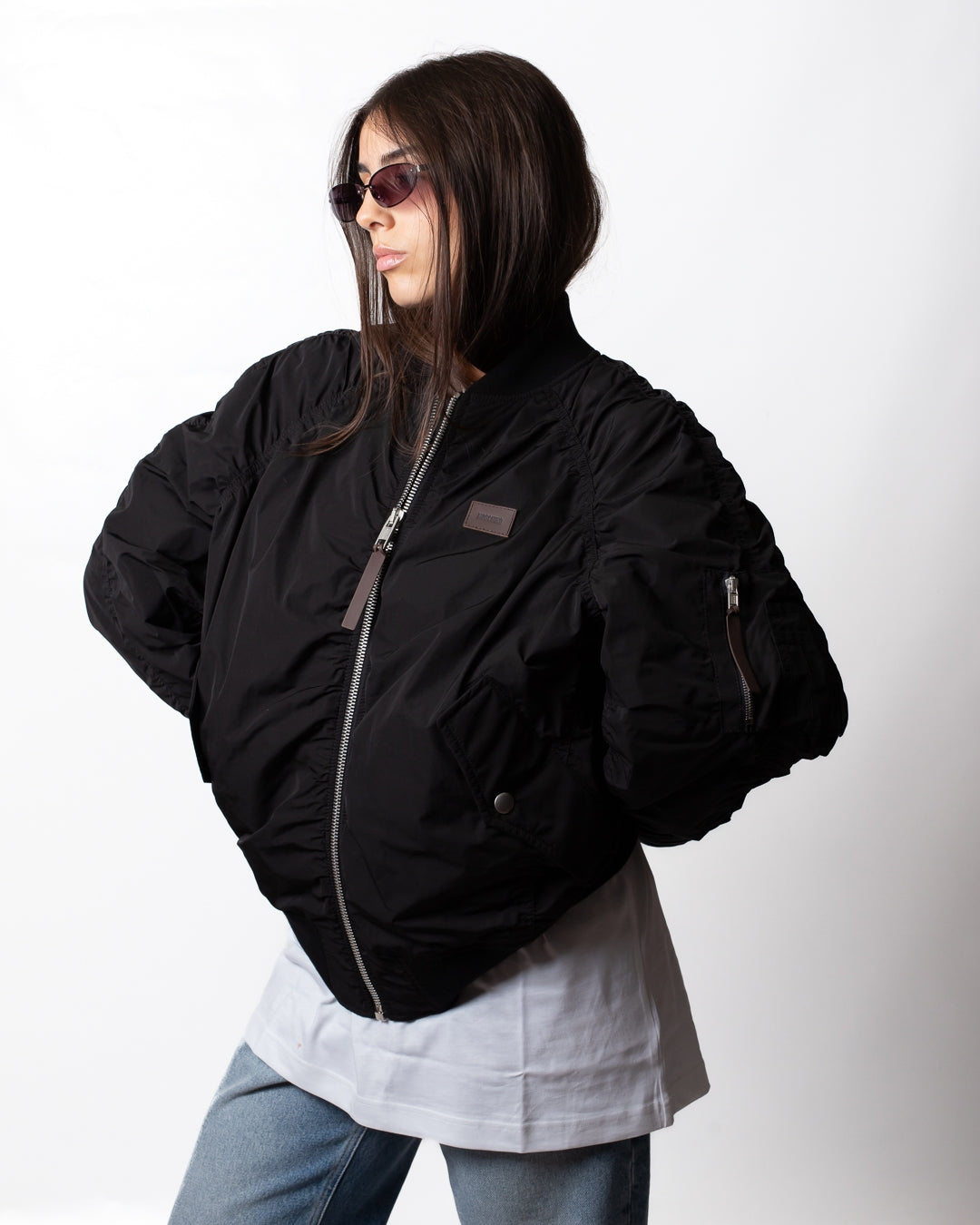 Giubbotto Moschino modello bomber con patch logata