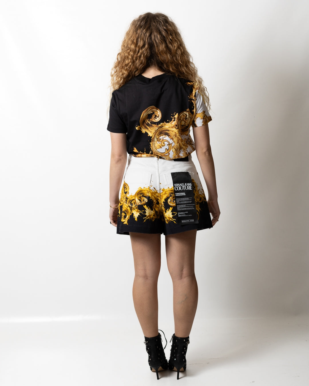 Short Versace Jeans Couture in denim "Barocco Wave" donna