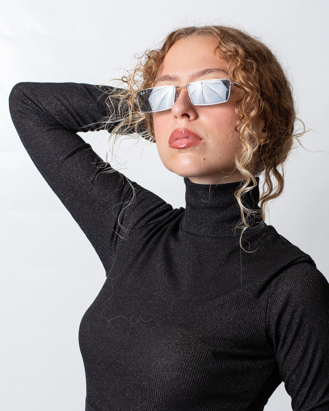 T-Shirt Comme des Fuckdown a manica lunga con fascia logata donna