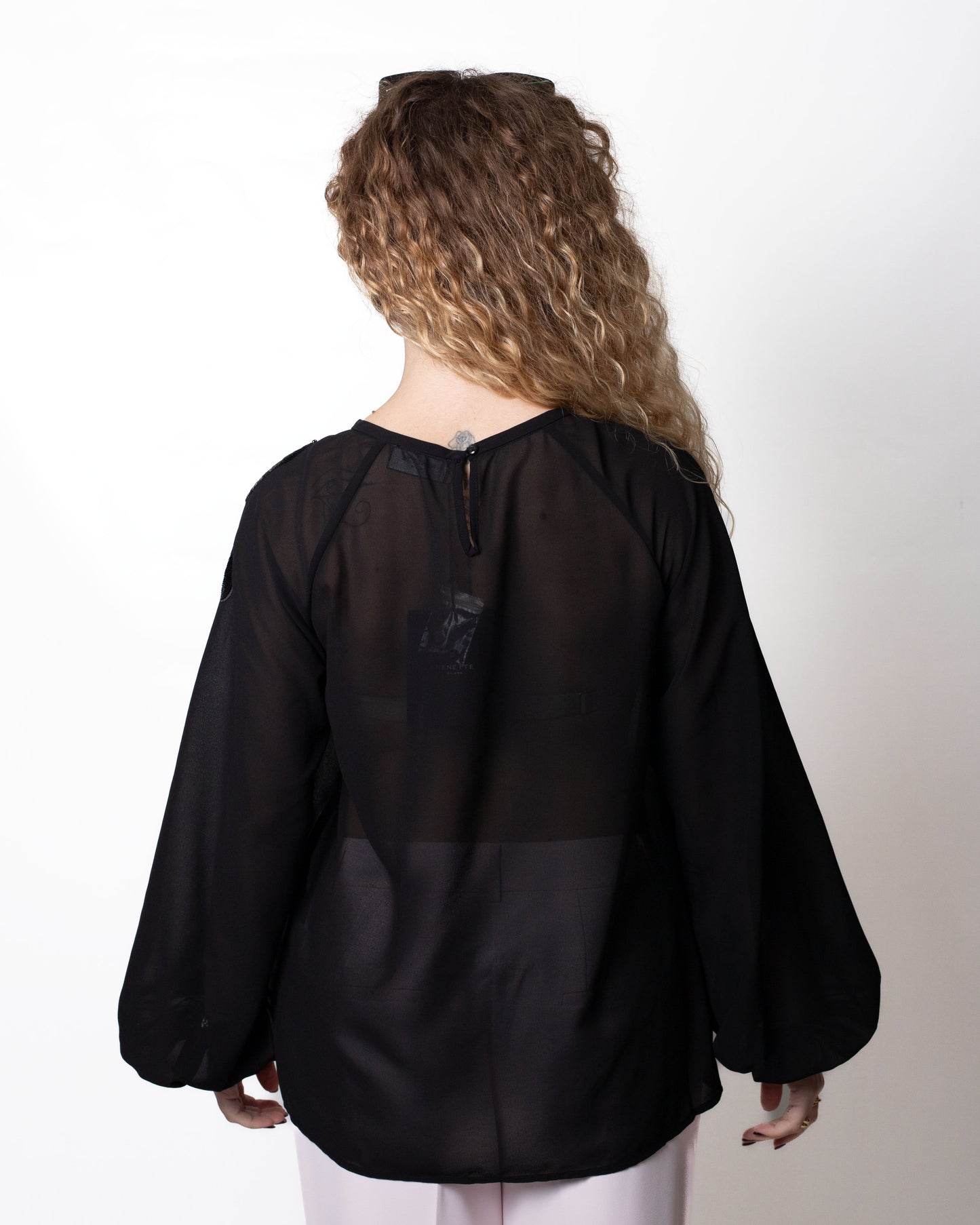Blusa Nenette con ricami e dettagli cut-out donna