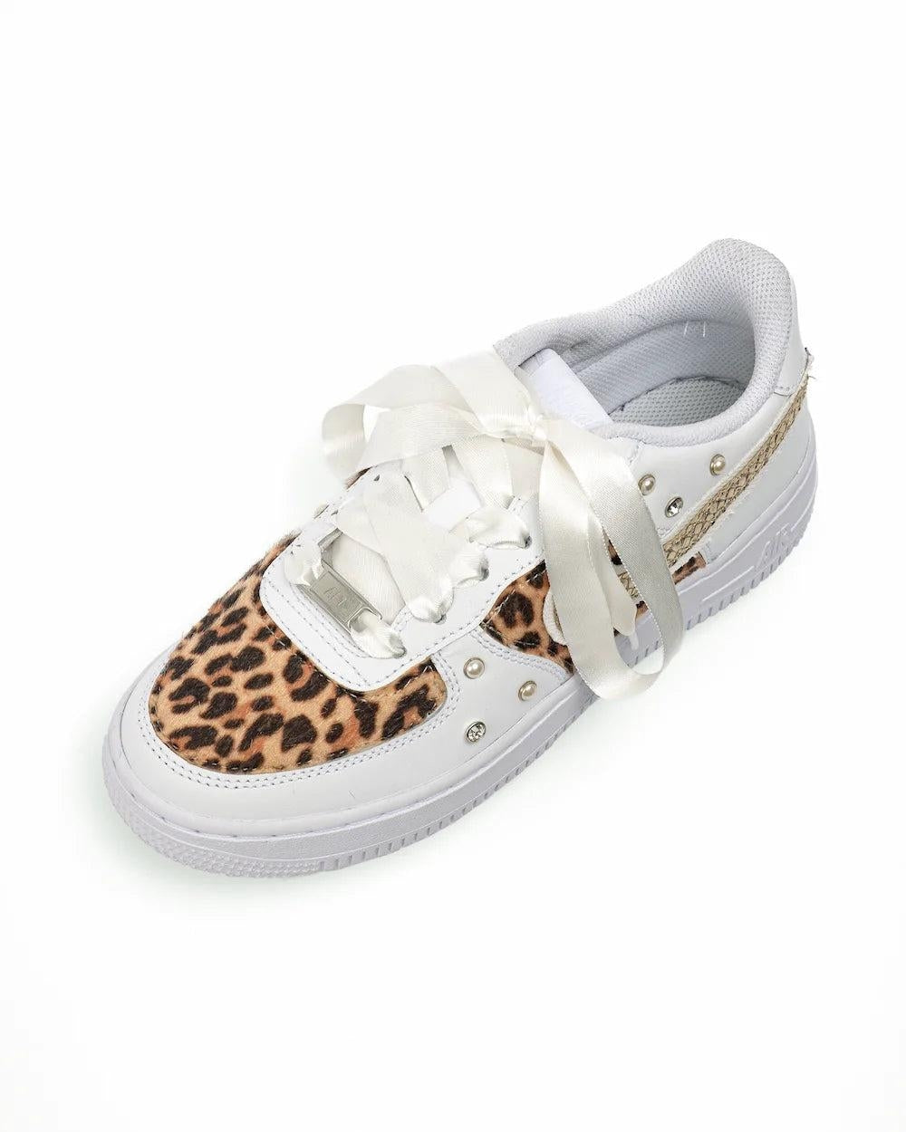 Scarpa Seddys "Nike Air Force 1 Cougar"