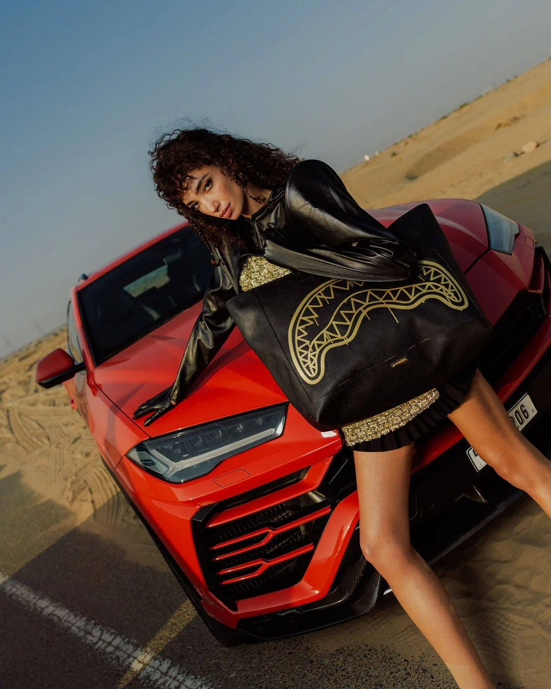 Borsa Sprayground nero "That gold drip beach tote"