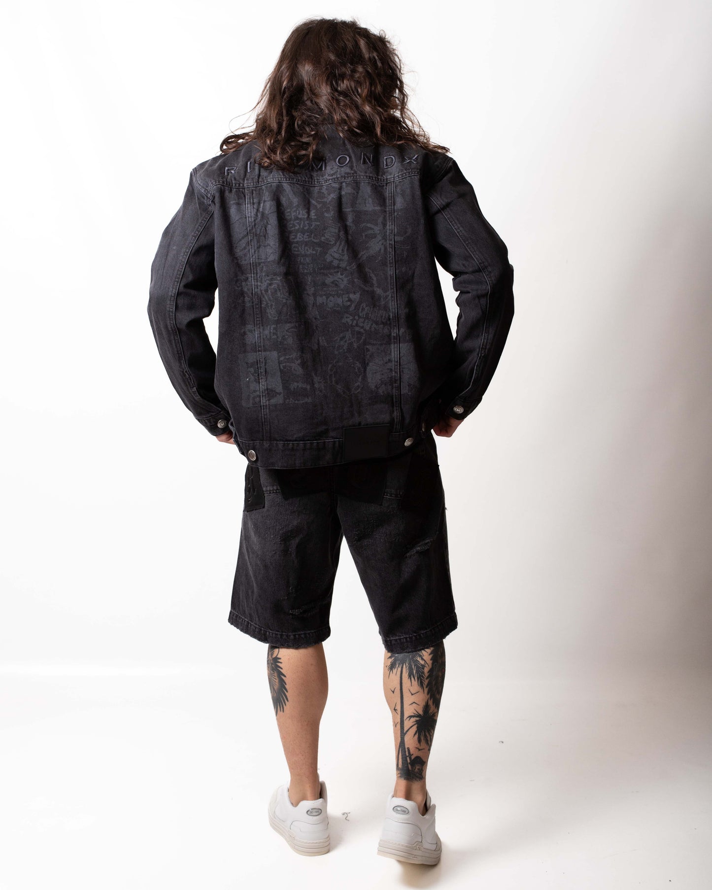 Bermuda John Richmond con logo patch uomo