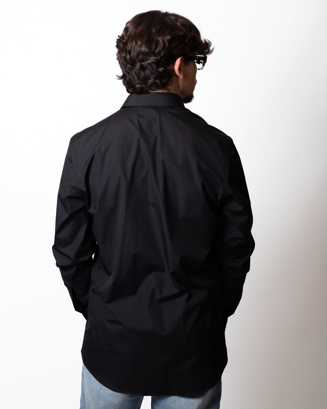 Camicia Moschino con patch logata