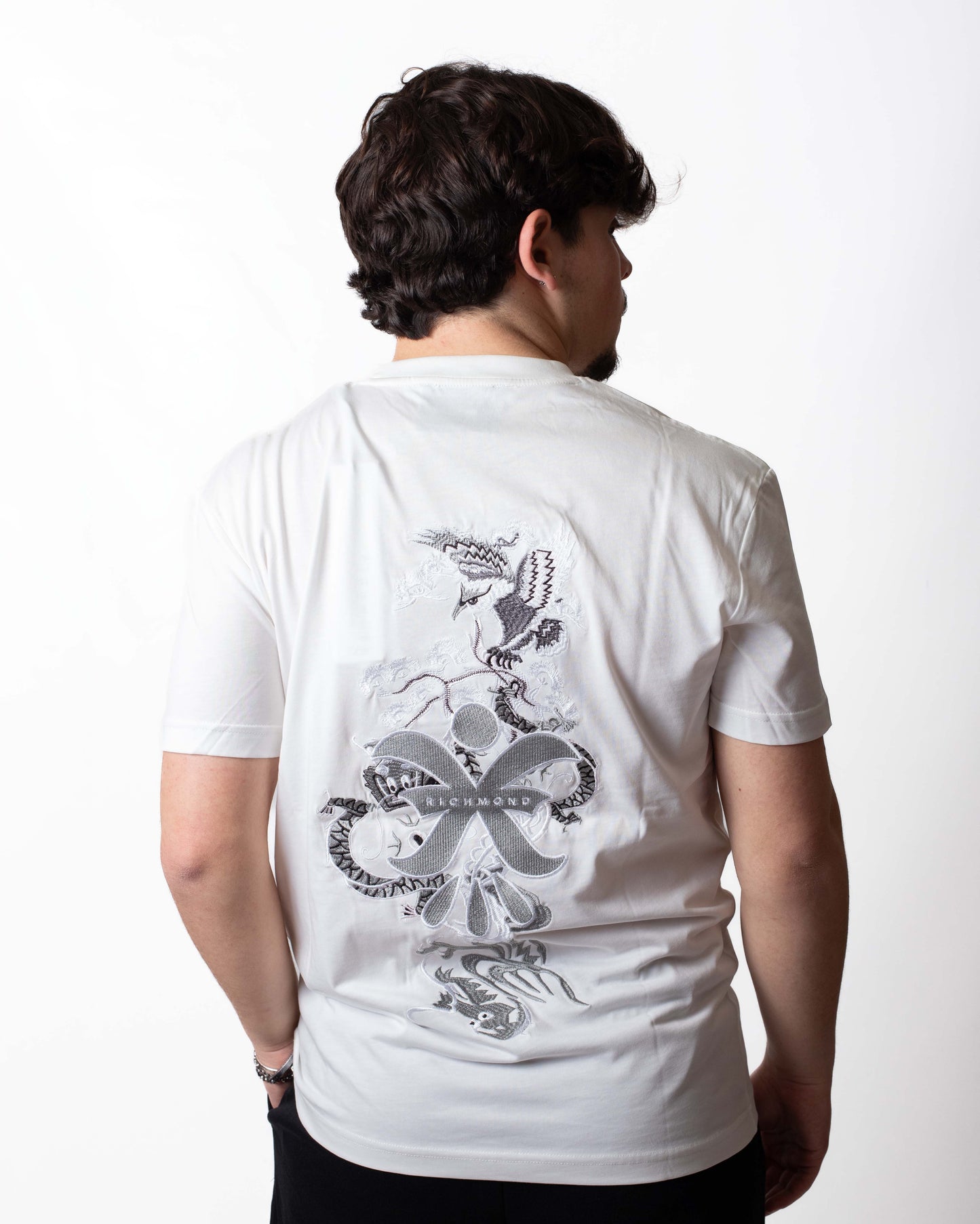 T-Shirt Richmond X con maxi ricamo uomo