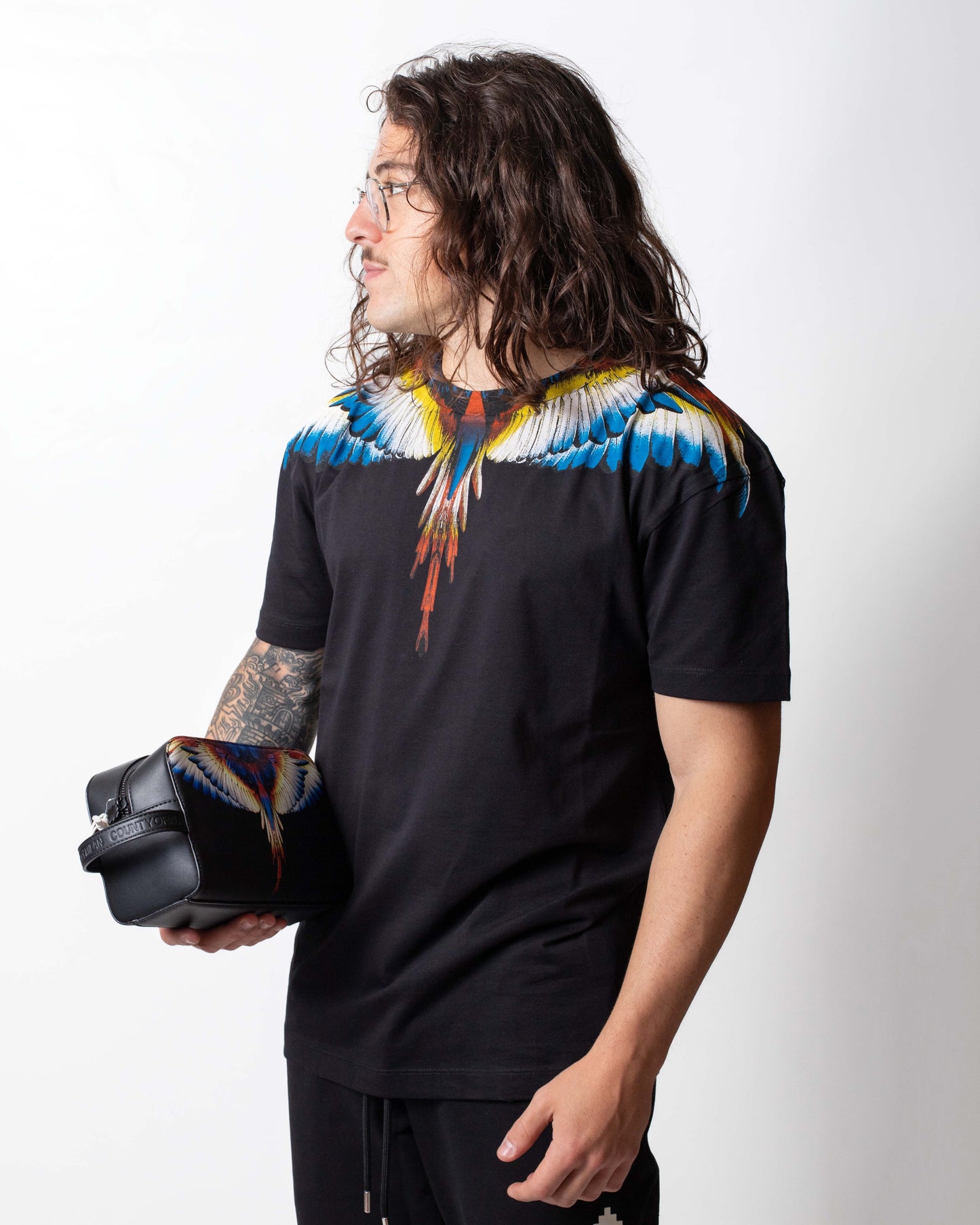 Pochette Marcelo Burlon beauty in ecopelle con logo wings colorfull