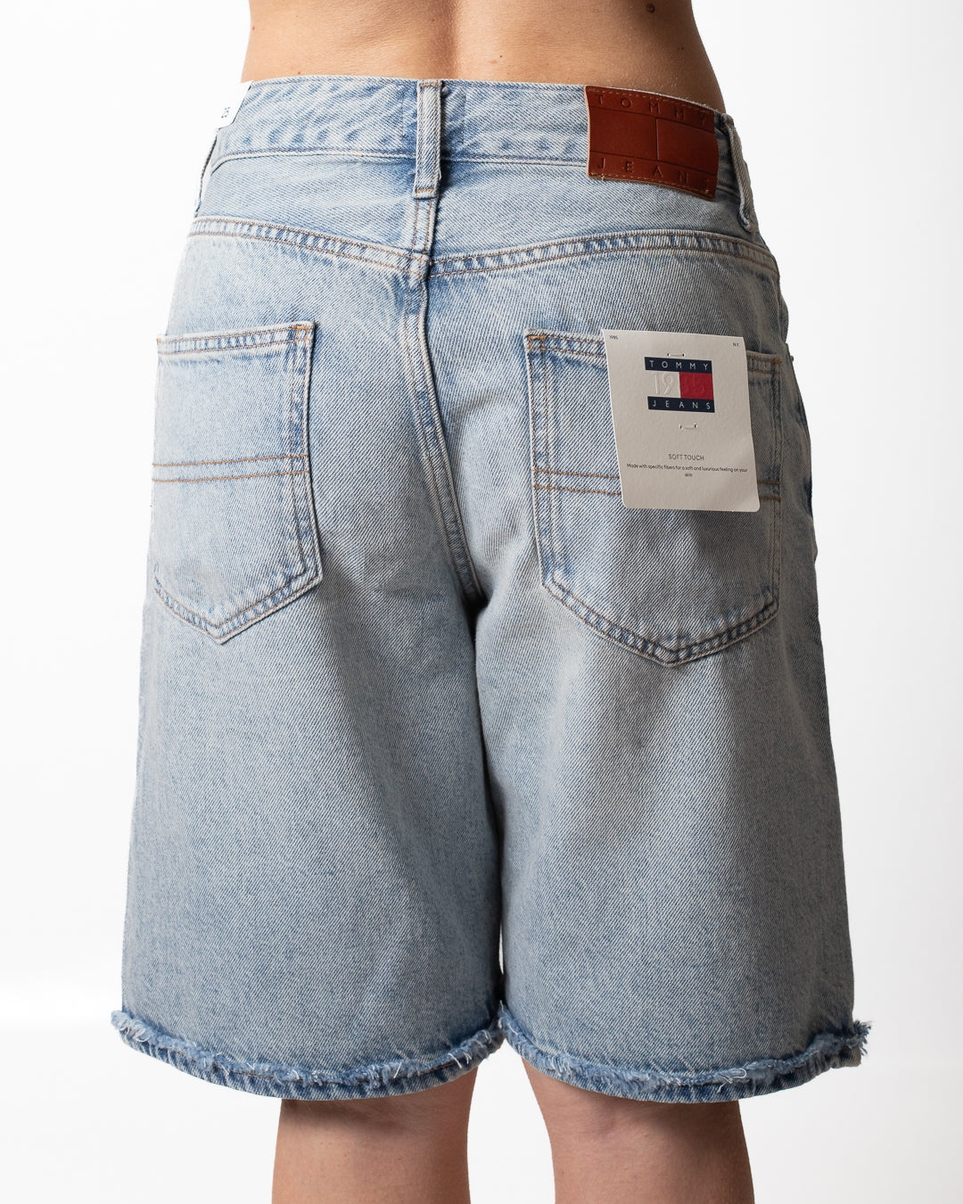 Bermuda Tommy Jeans in denim donna