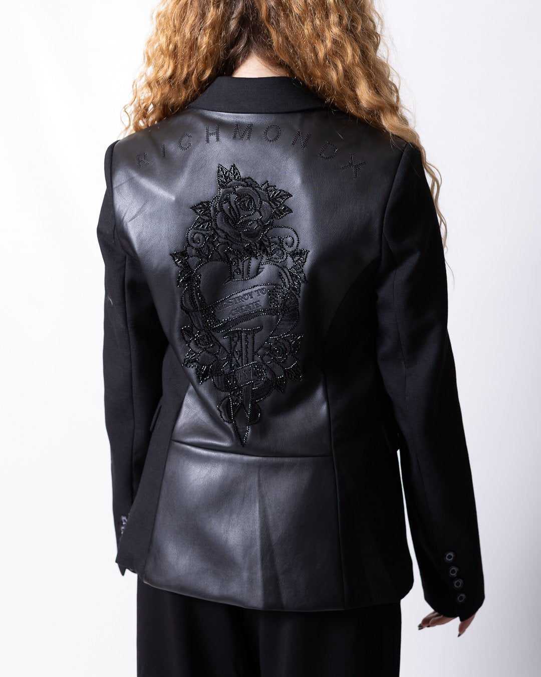 Giacca Richmond X in lana con maxi grafica sul retro in perline e ricami