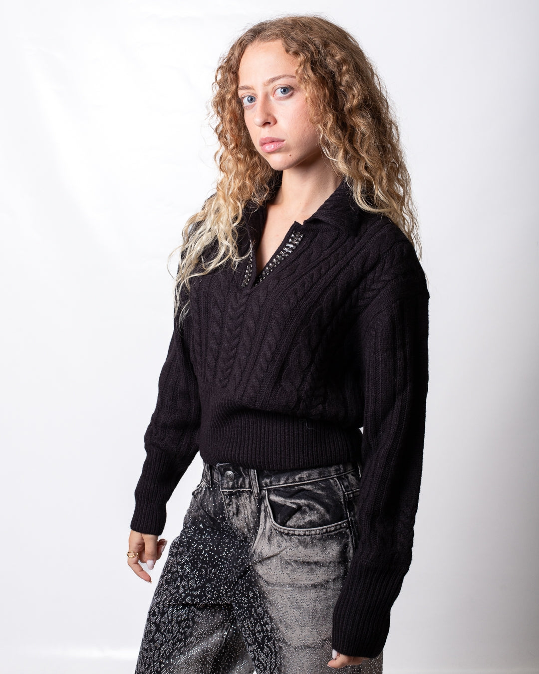 Maglia Twinset Actitude scollo a V con gioielli donna