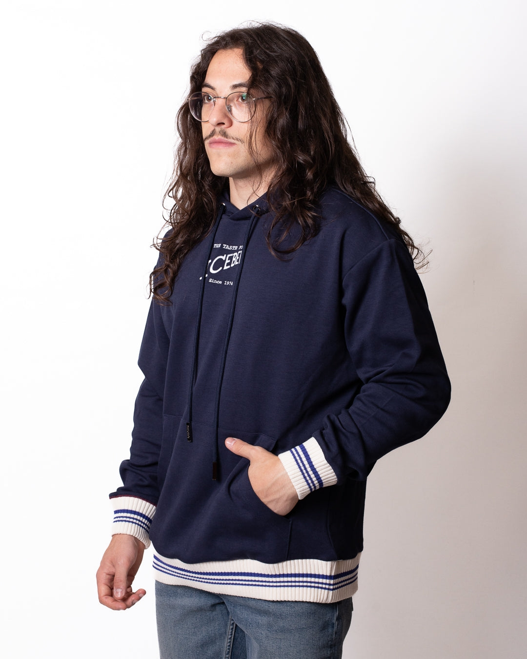 Felpa Iceberg con cappuccio e dettagli in maglia uomo